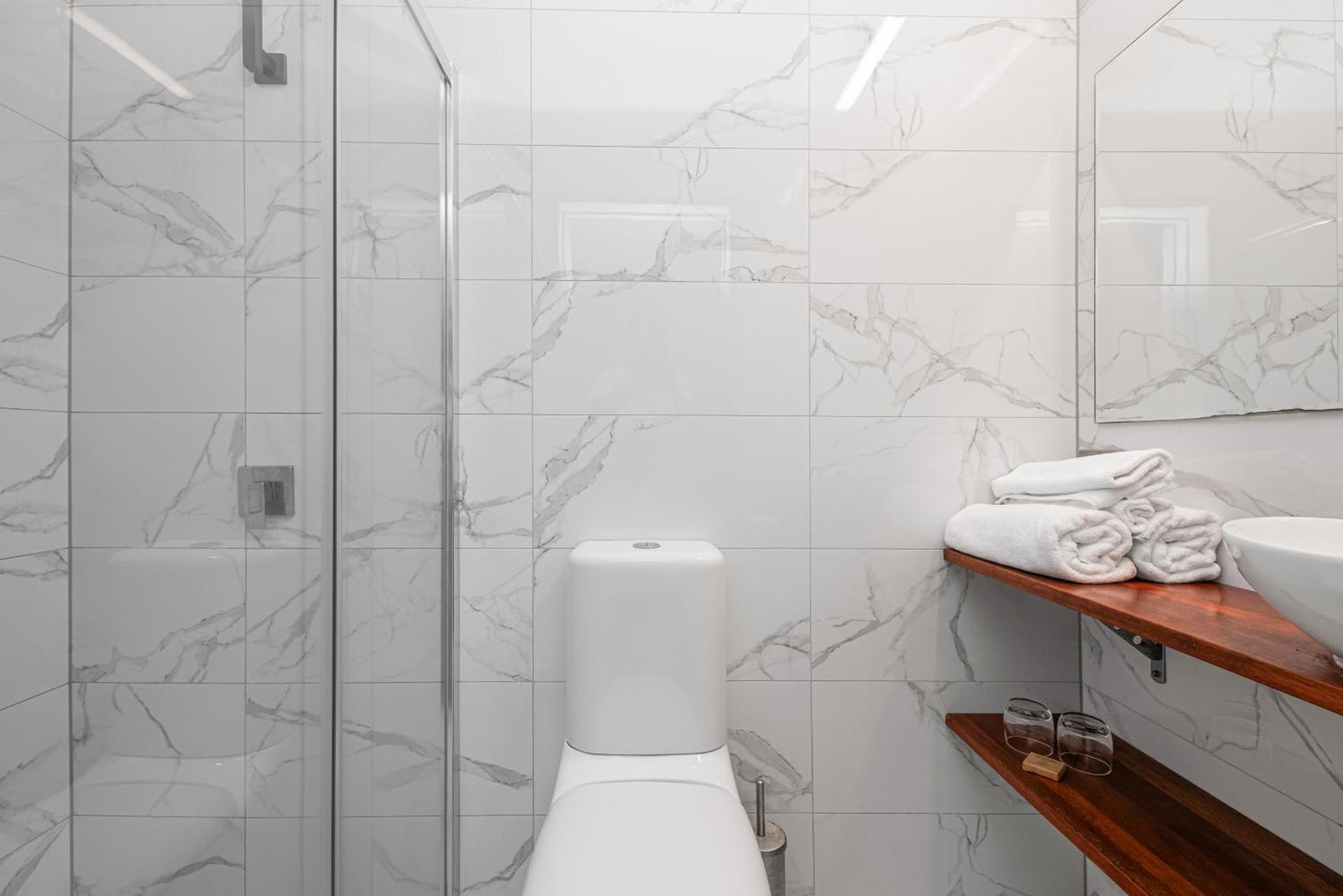 Spring Hill Inn - Photo 47