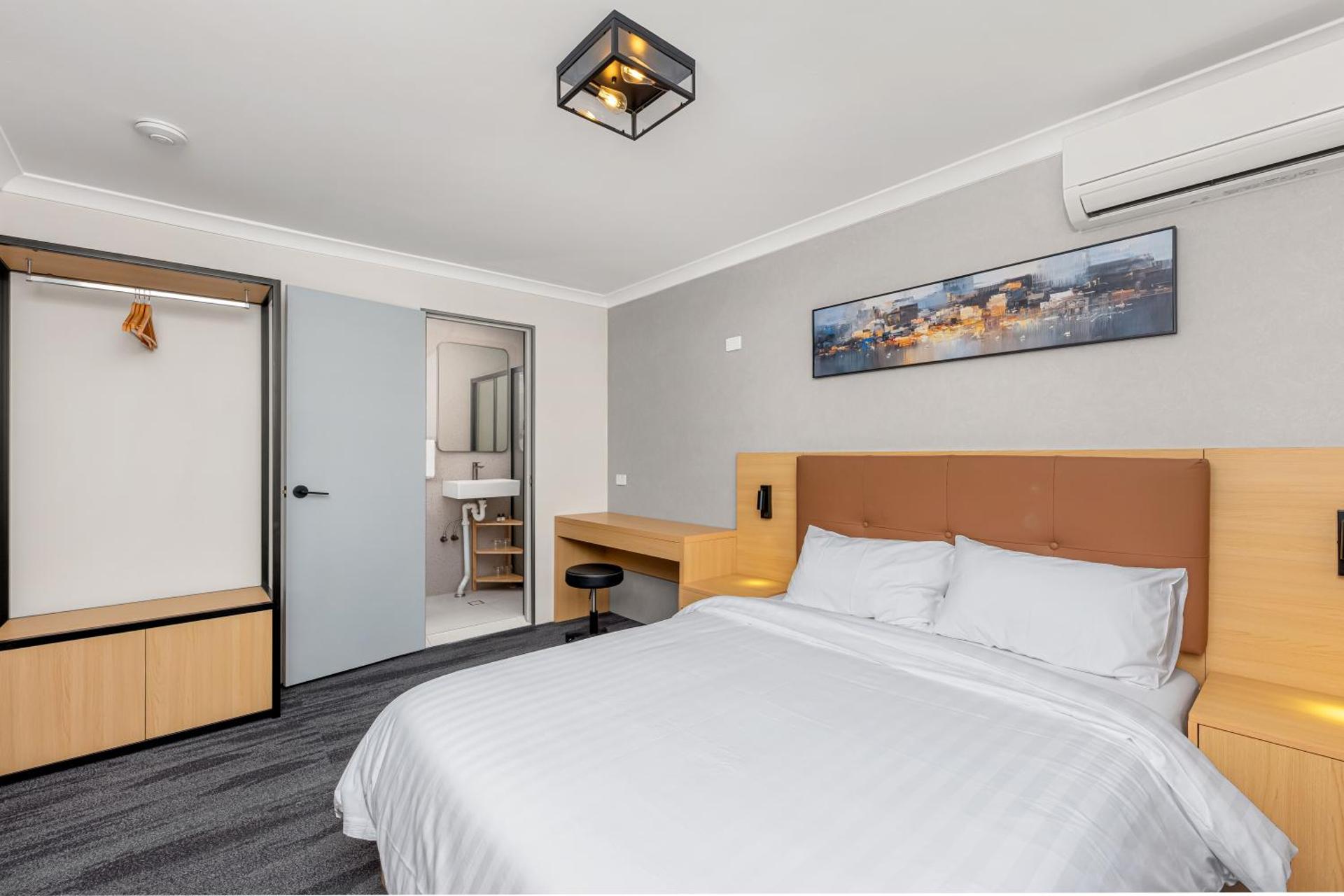 Spring Hill Inn - Photo 40