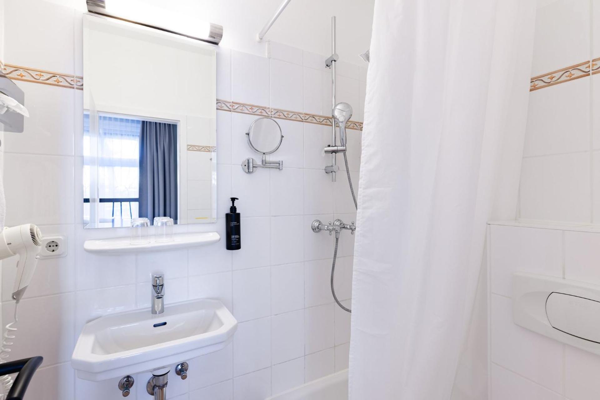 Garner Hotel Berlin - Messe by IHG - Photo 25