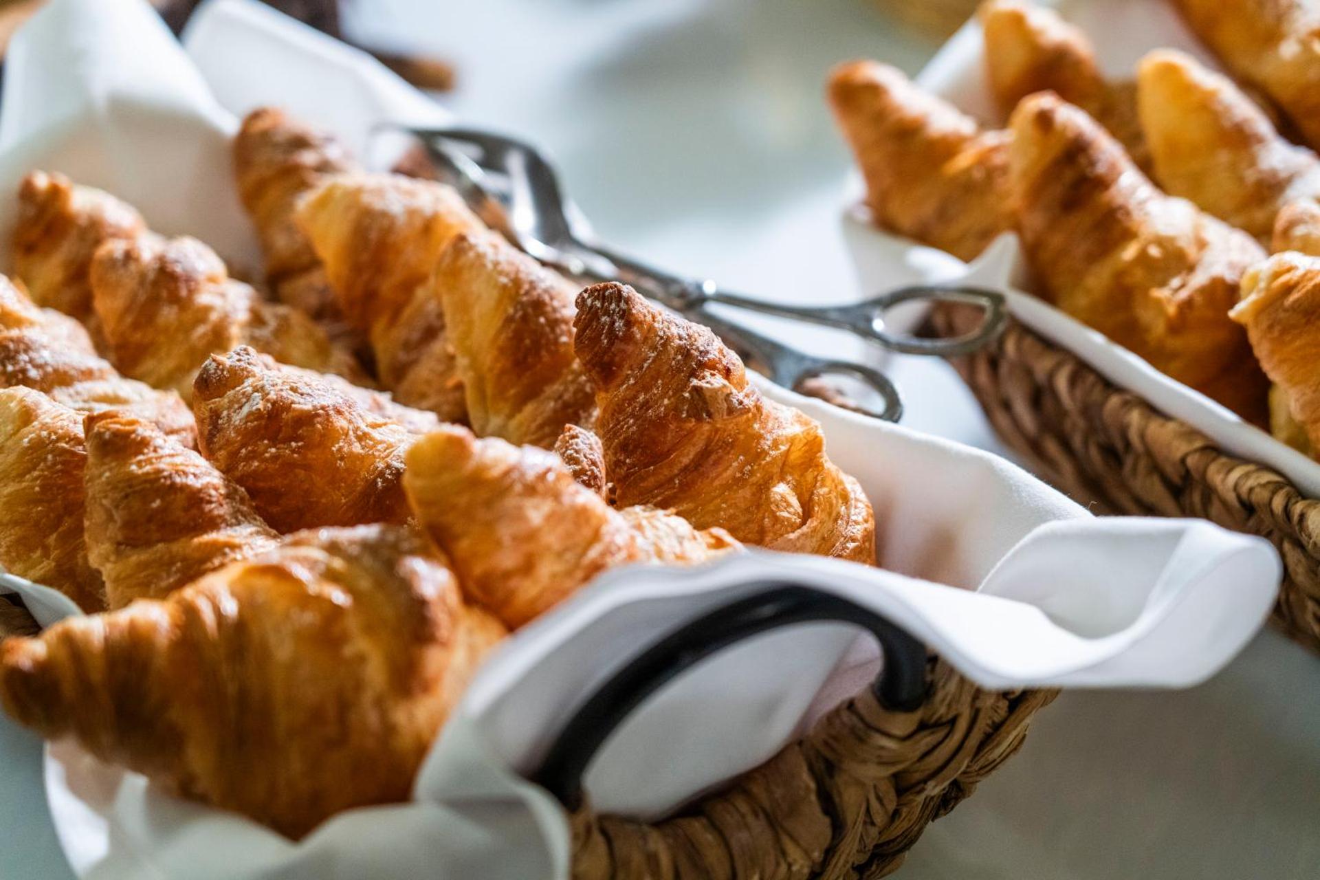 UNAHOTELS Varese - Photo 40