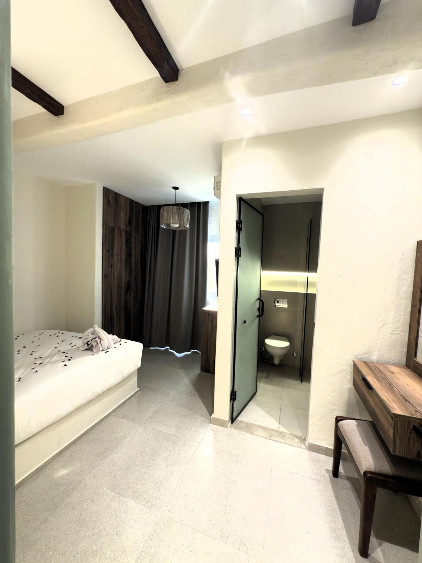 Voyage On The Spot - Photo 17