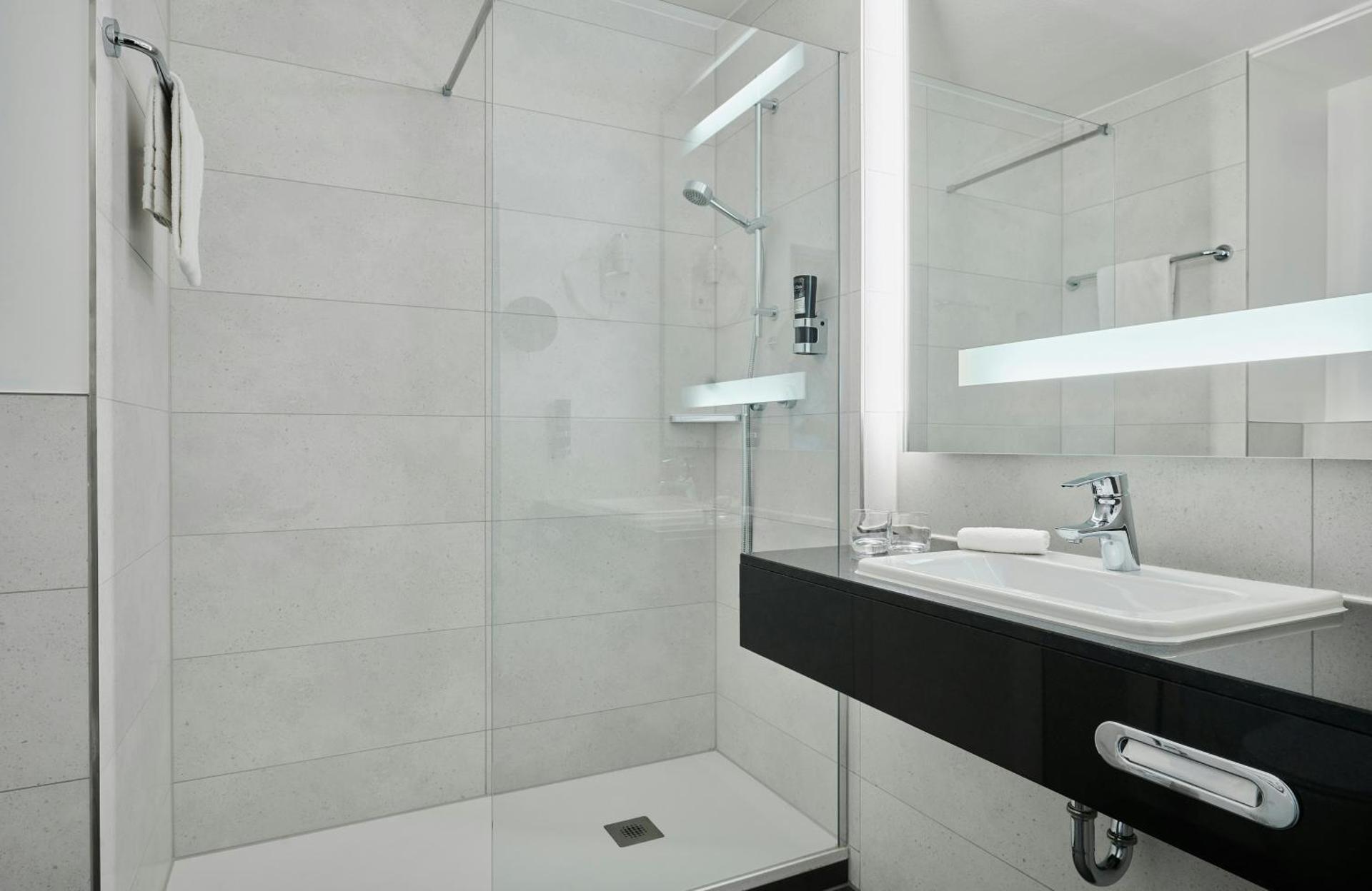 Leonardo Hotel Munich Arabellapark - Photo 38