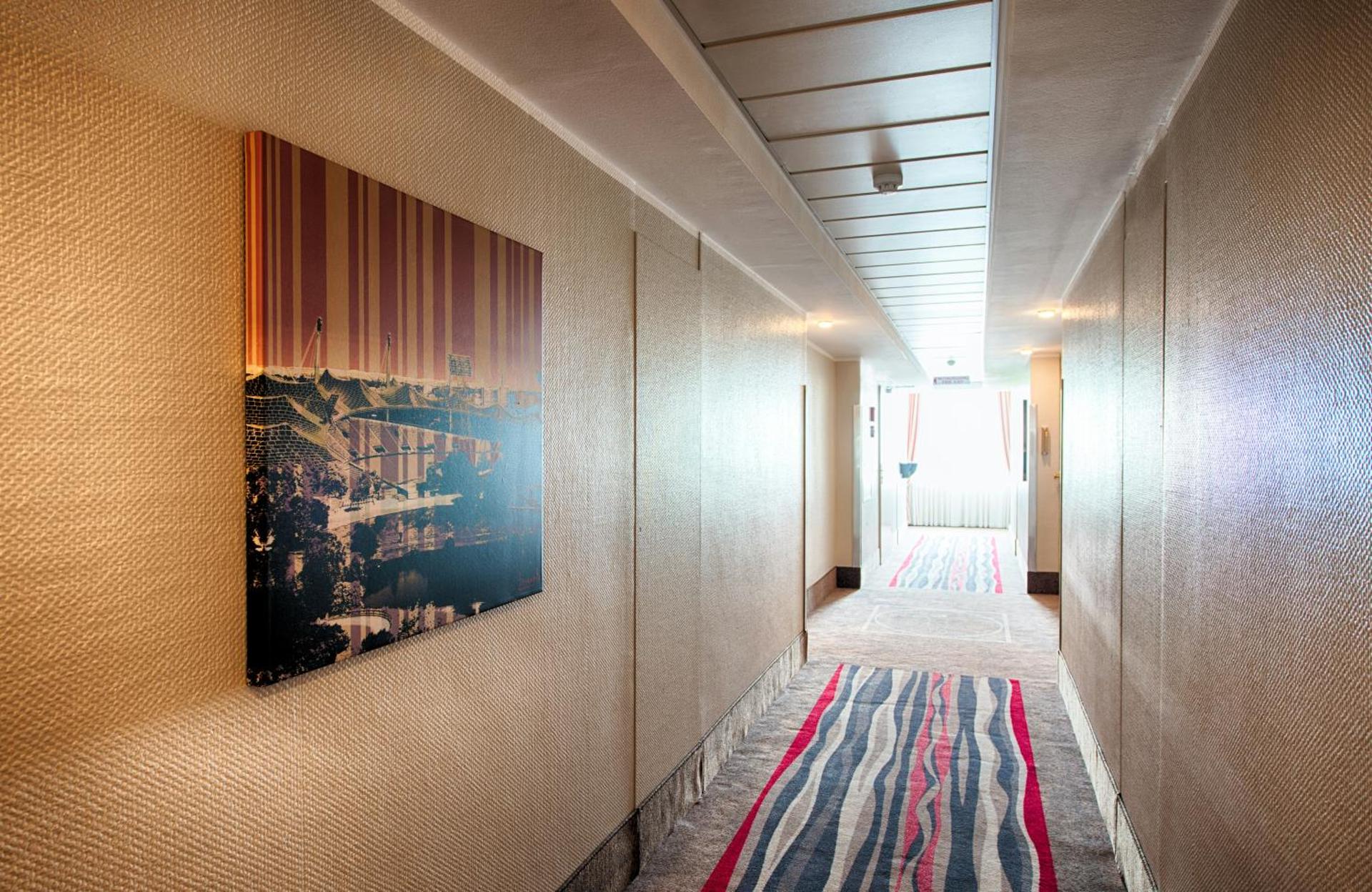 Leonardo Hotel Munich Arabellapark - Photo 18