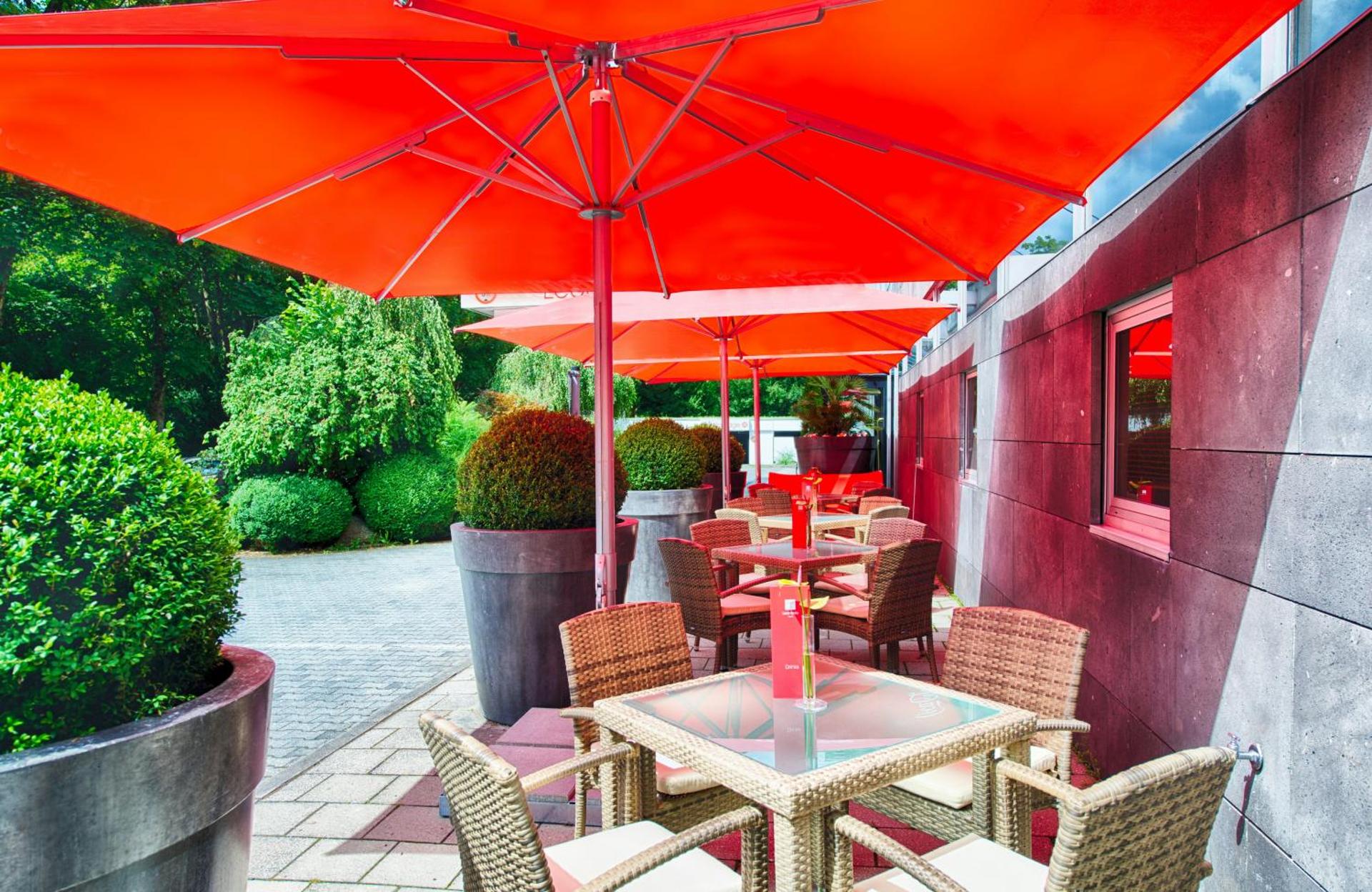 Leonardo Hotel Munich Arabellapark - Photo 2