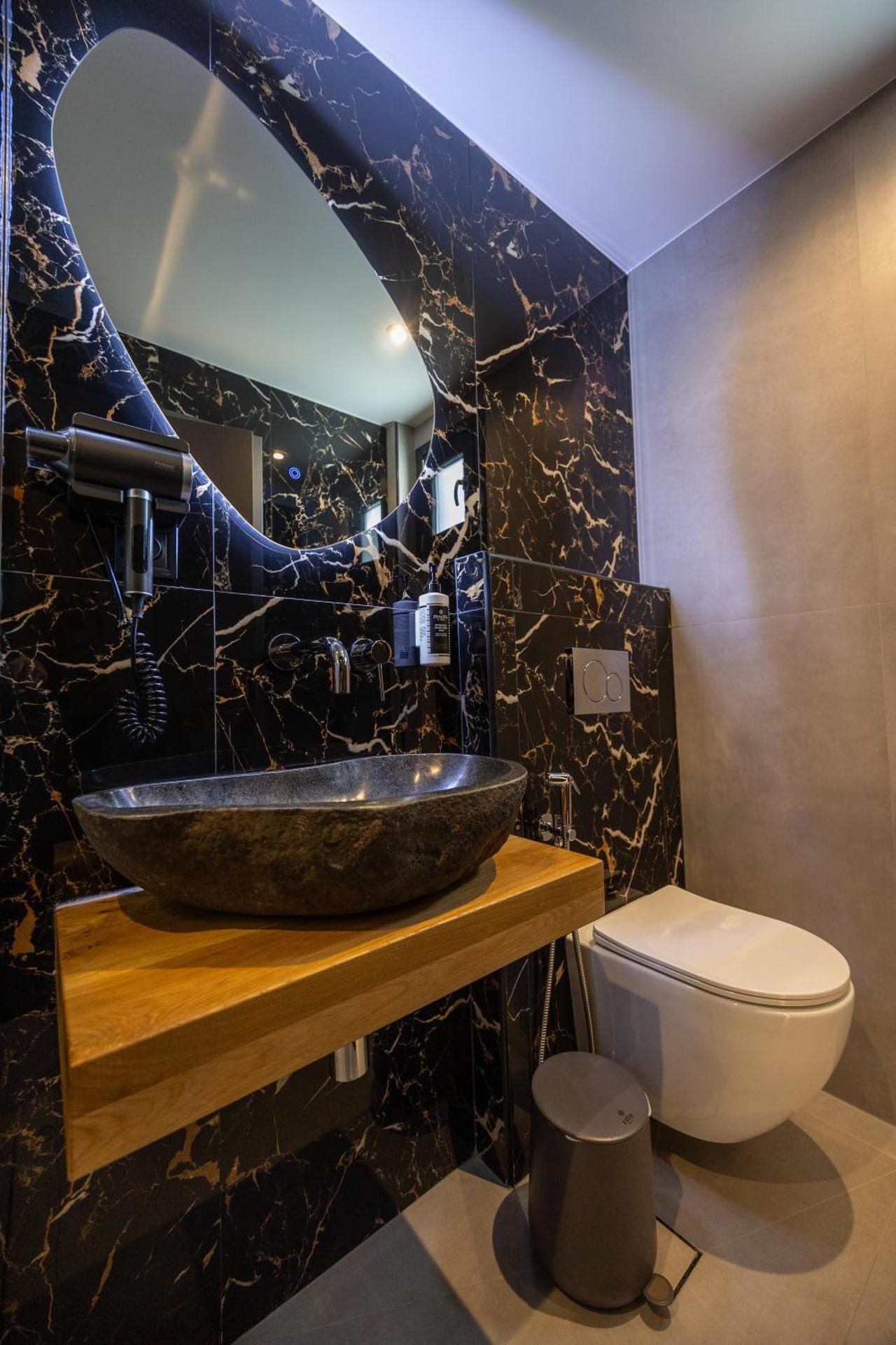 Olive Garden Hotel - Photo 12