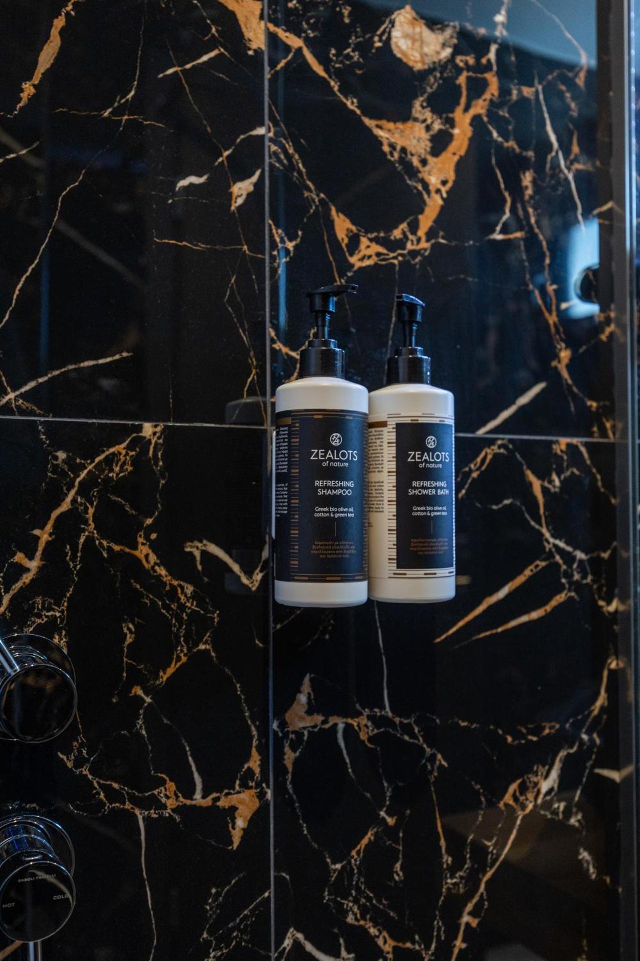 Olive Garden Hotel - Photo 16