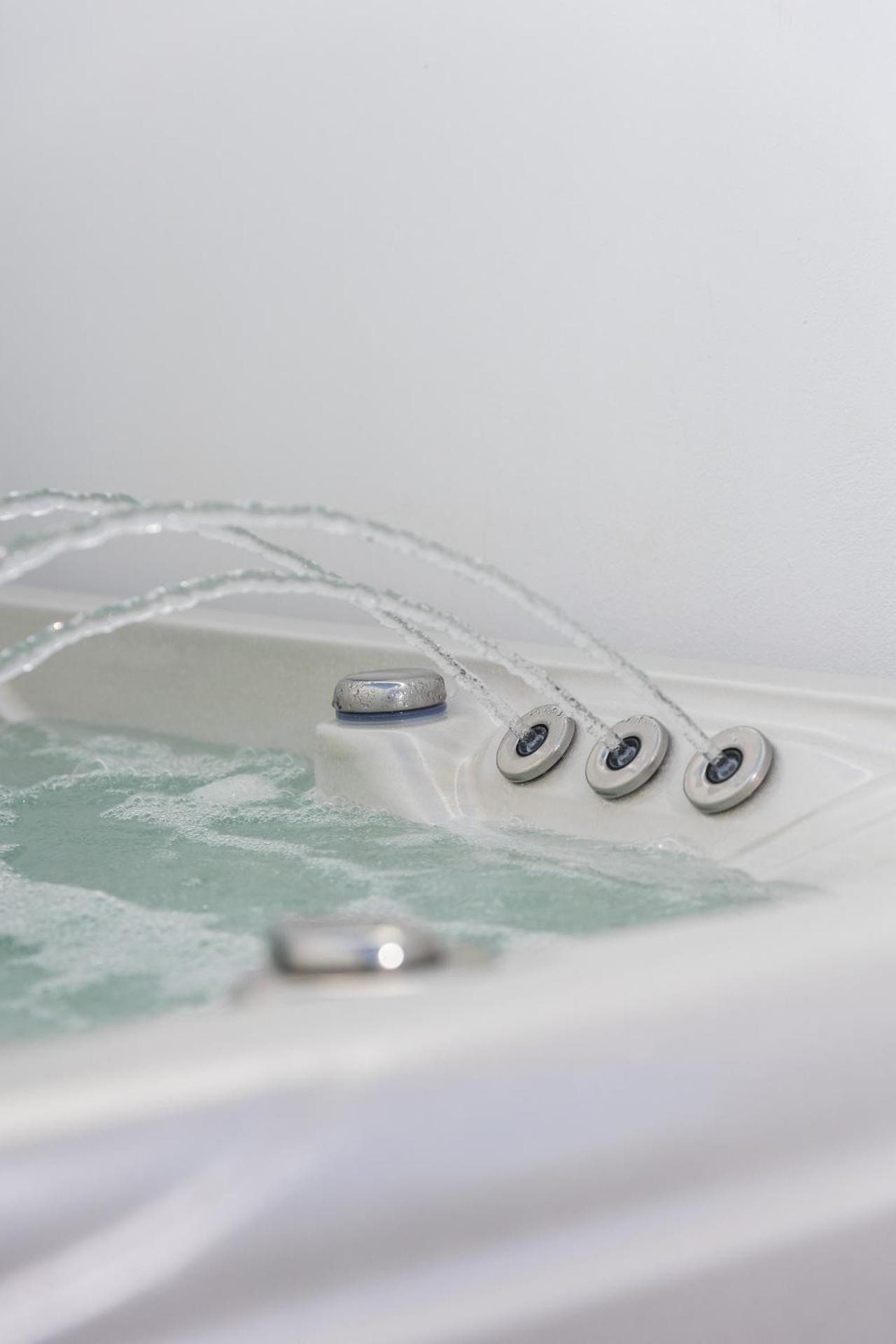 Olive Garden Hotel - Photo 46