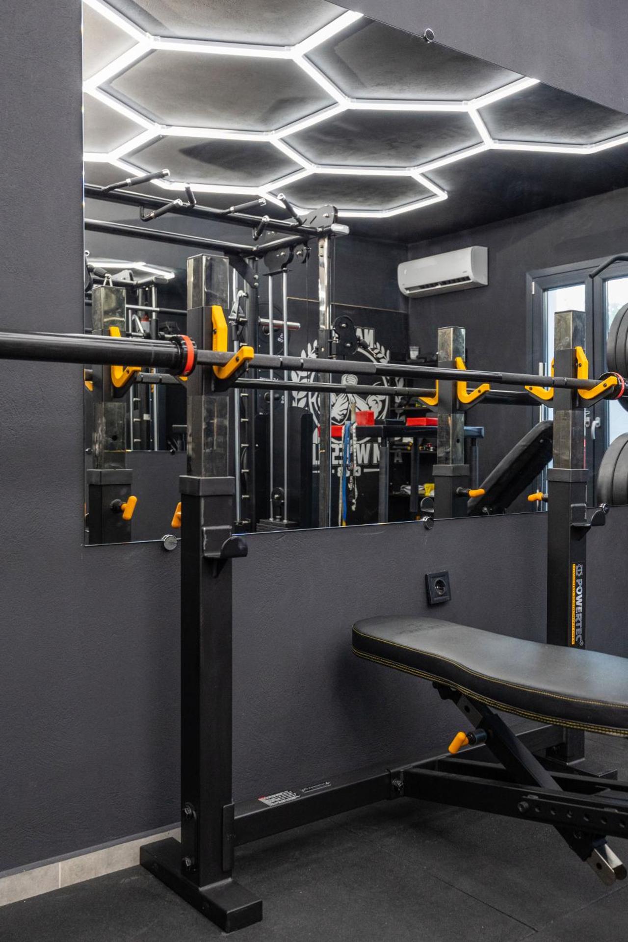 Olive Garden Hotel - Photo 92