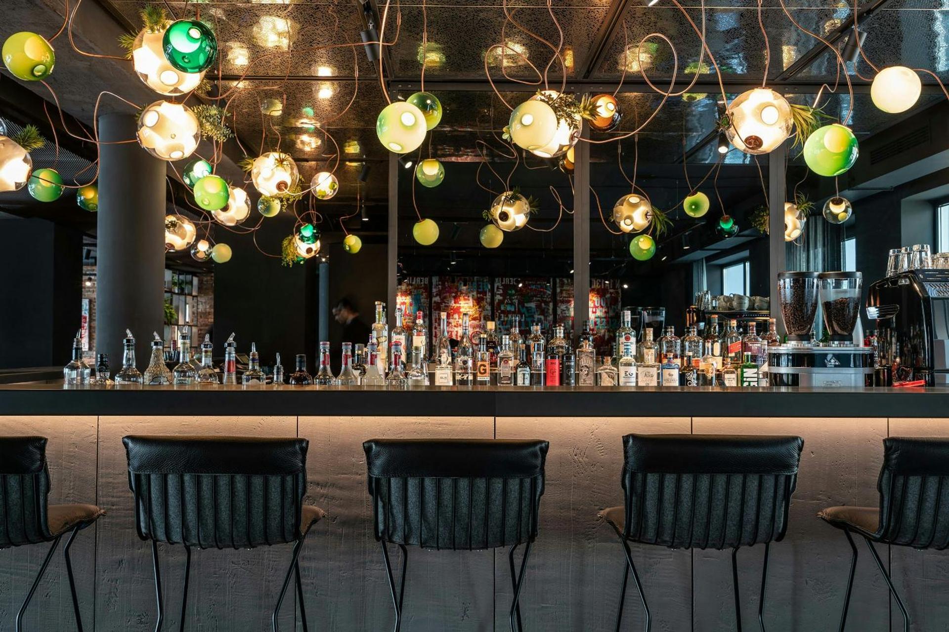 Motel One Berlin Mitte - Photo 15