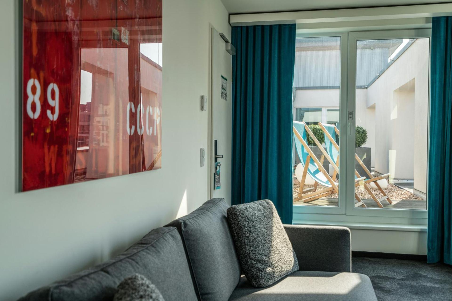 Motel One Berlin Mitte - Photo 22