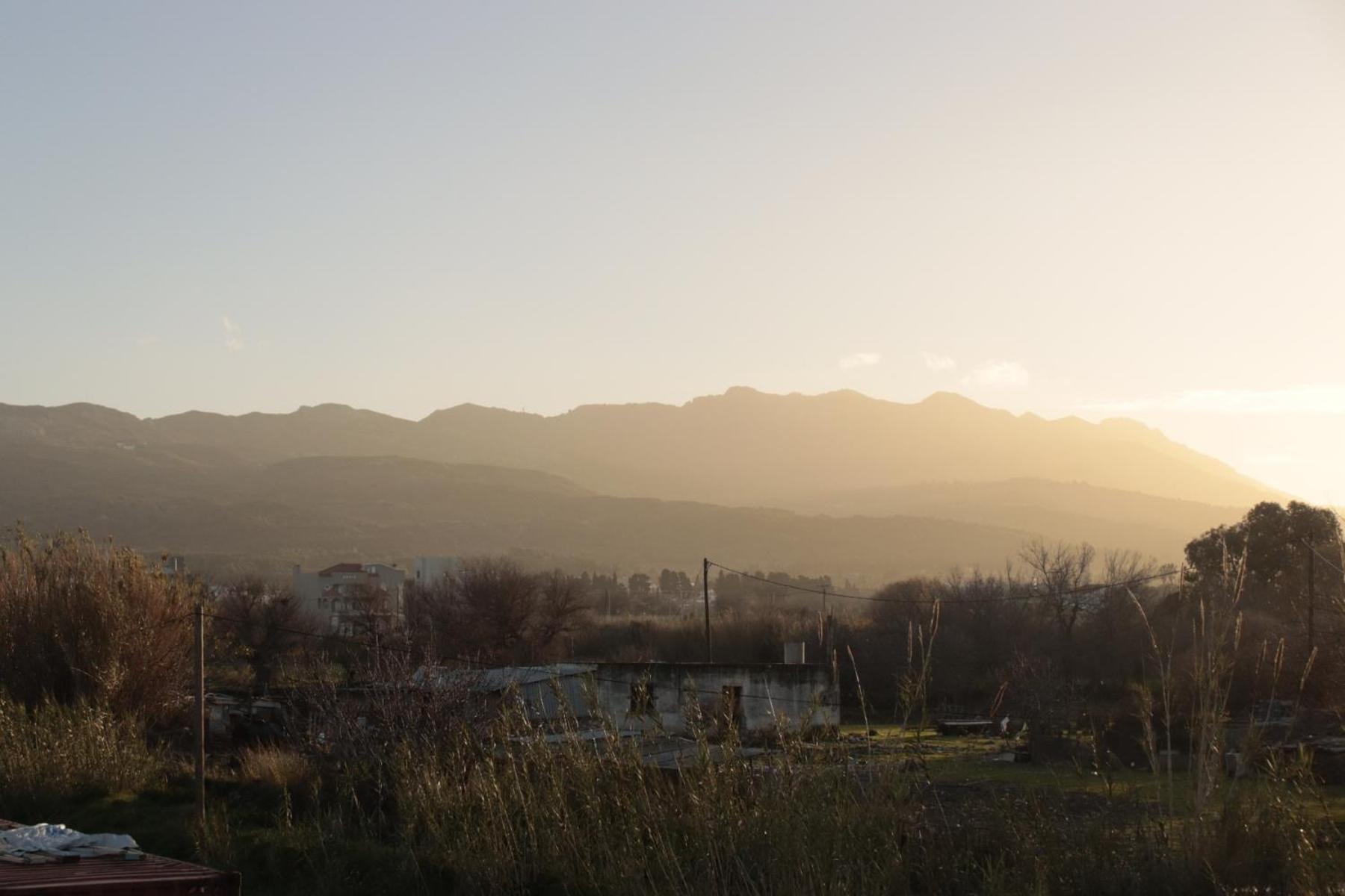 Anesis Aera Luxury Home - Photo 32