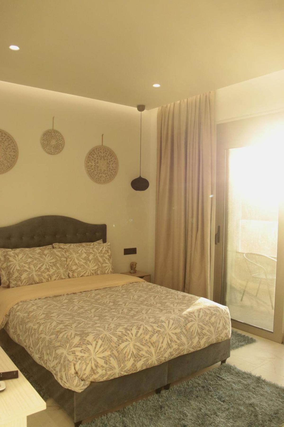 Anesis Aera Luxury Home - Photo 33