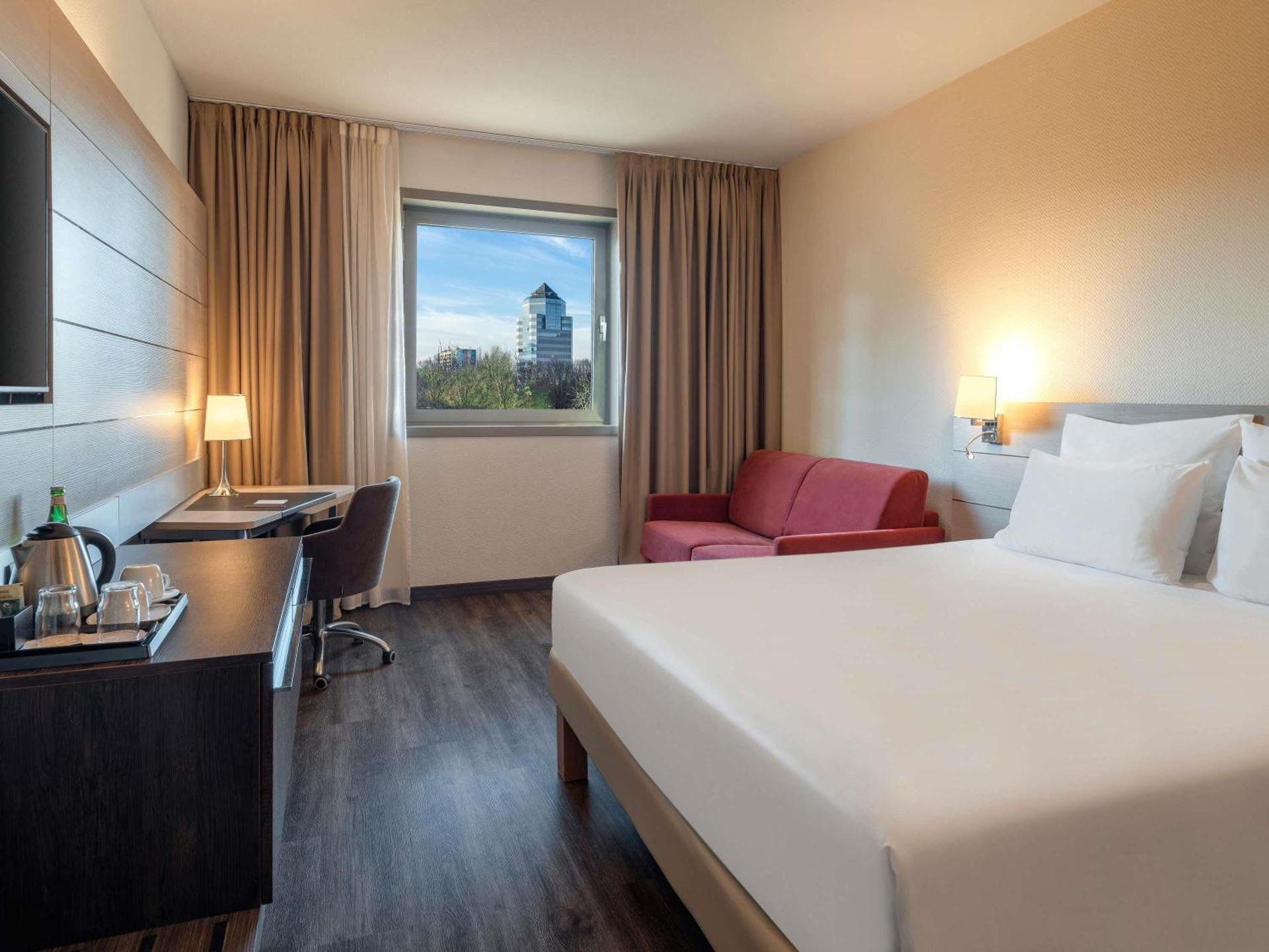 Superior King Room with Sofa Bed