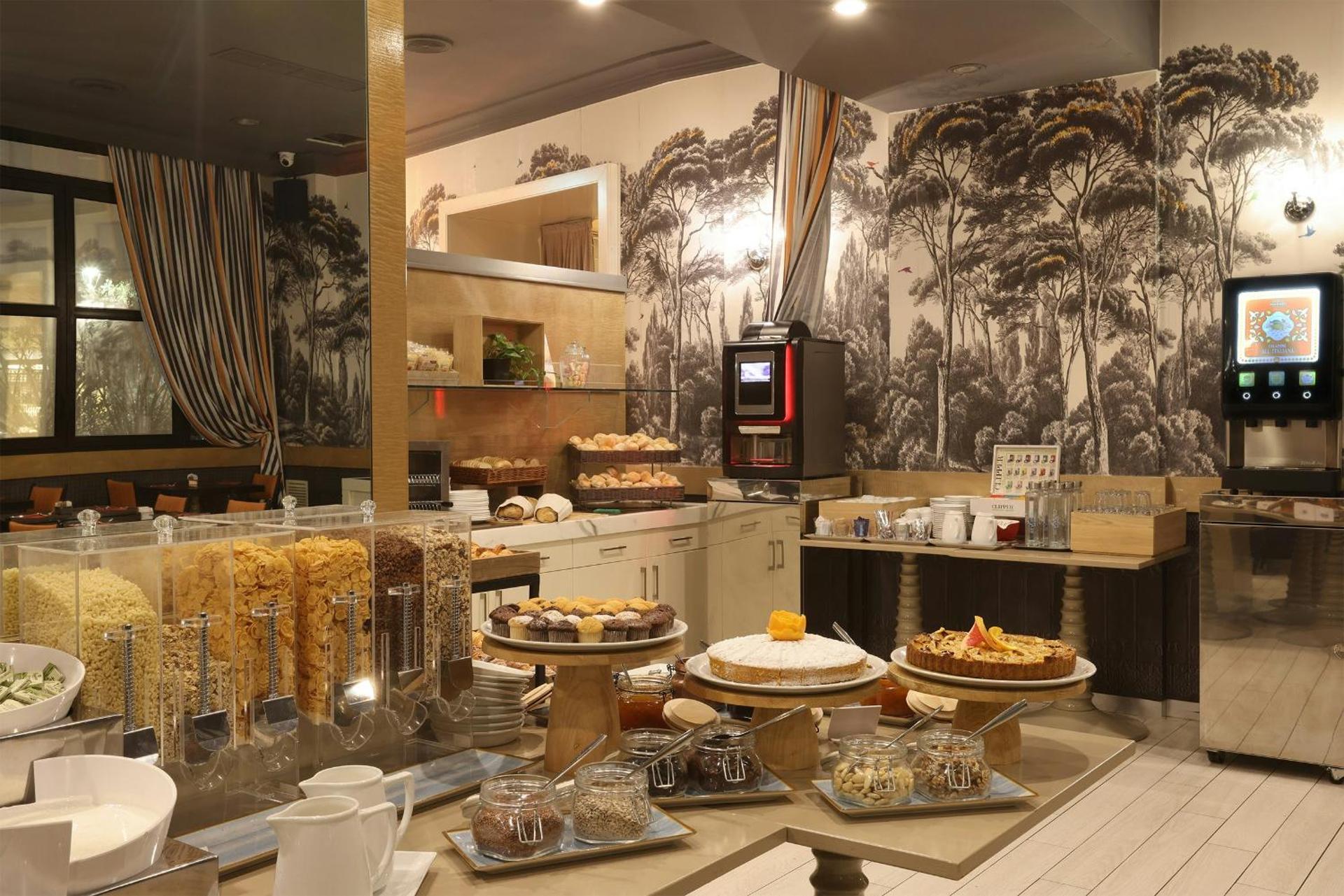 Leonardo Hotel Milan City Center - Photo 25