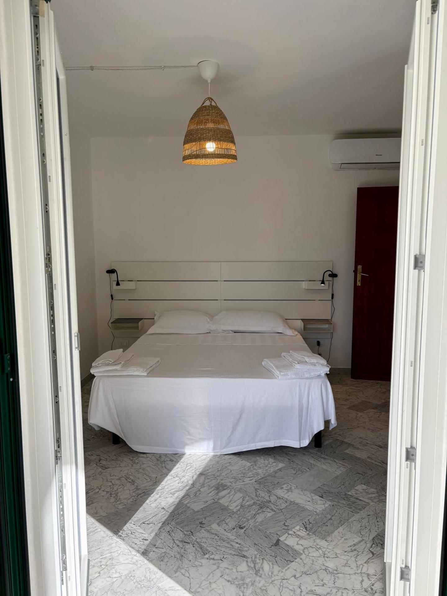 Elba Essence Suites - Photo 17