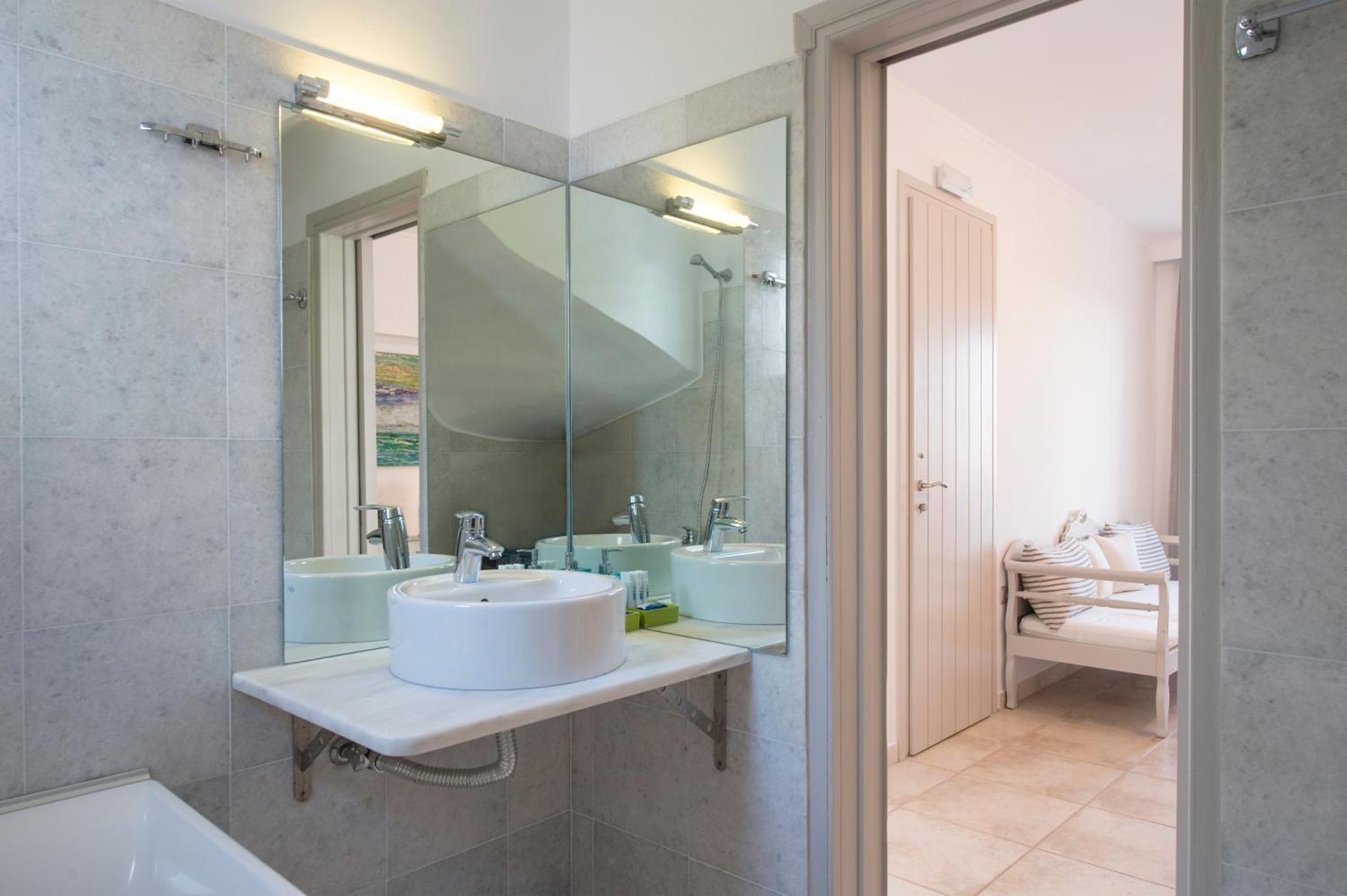 Kanale's Rooms & Suites - Photo 74