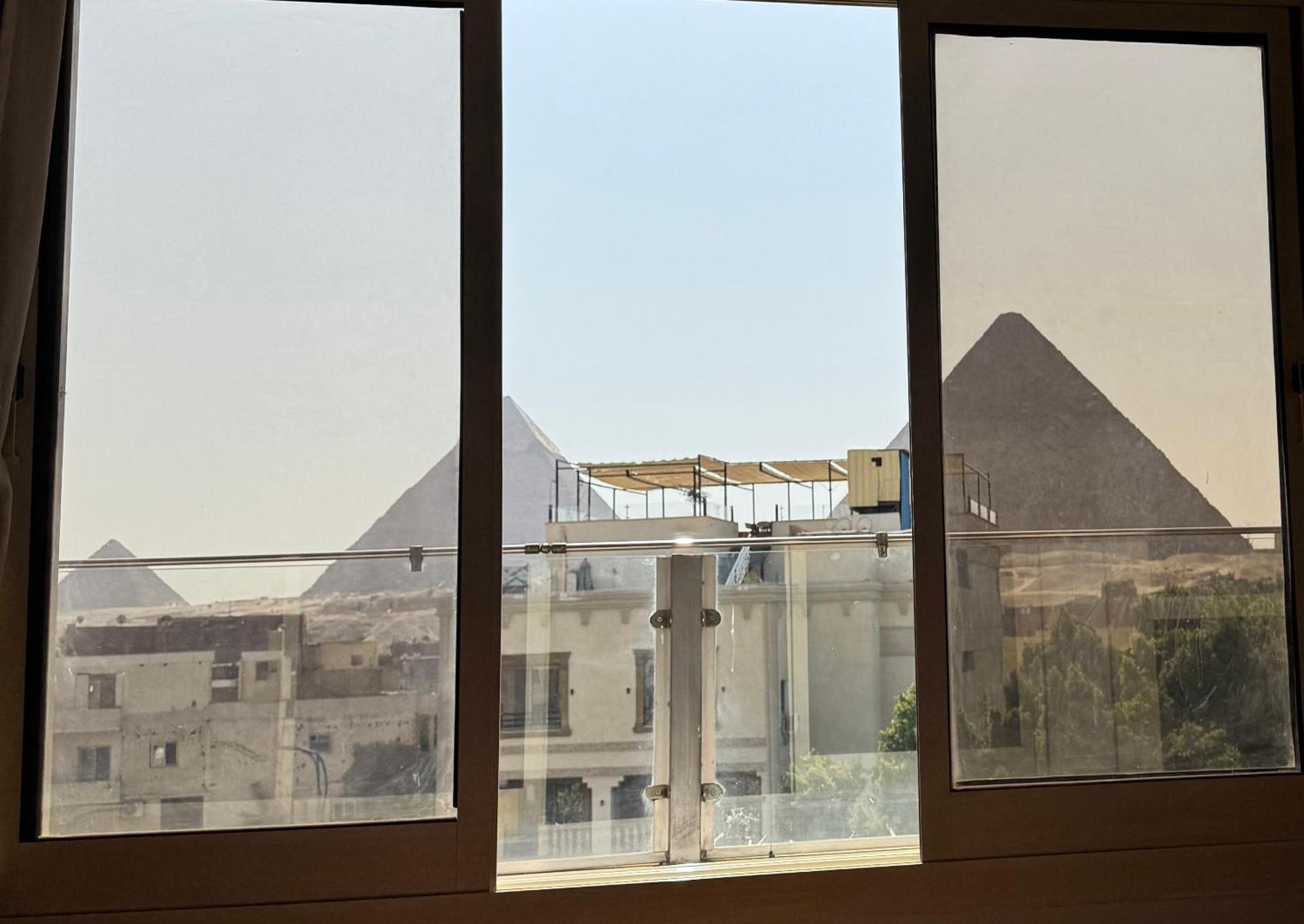 King's Gate Majestic pyramids & Sphinx view - Photo 30