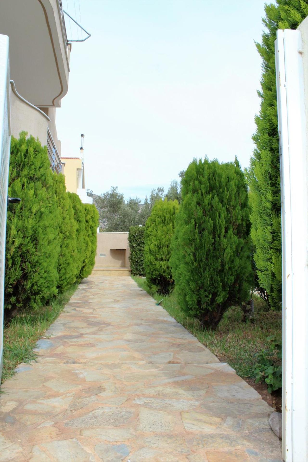 Helen's Sounio Apartments - Photo 9