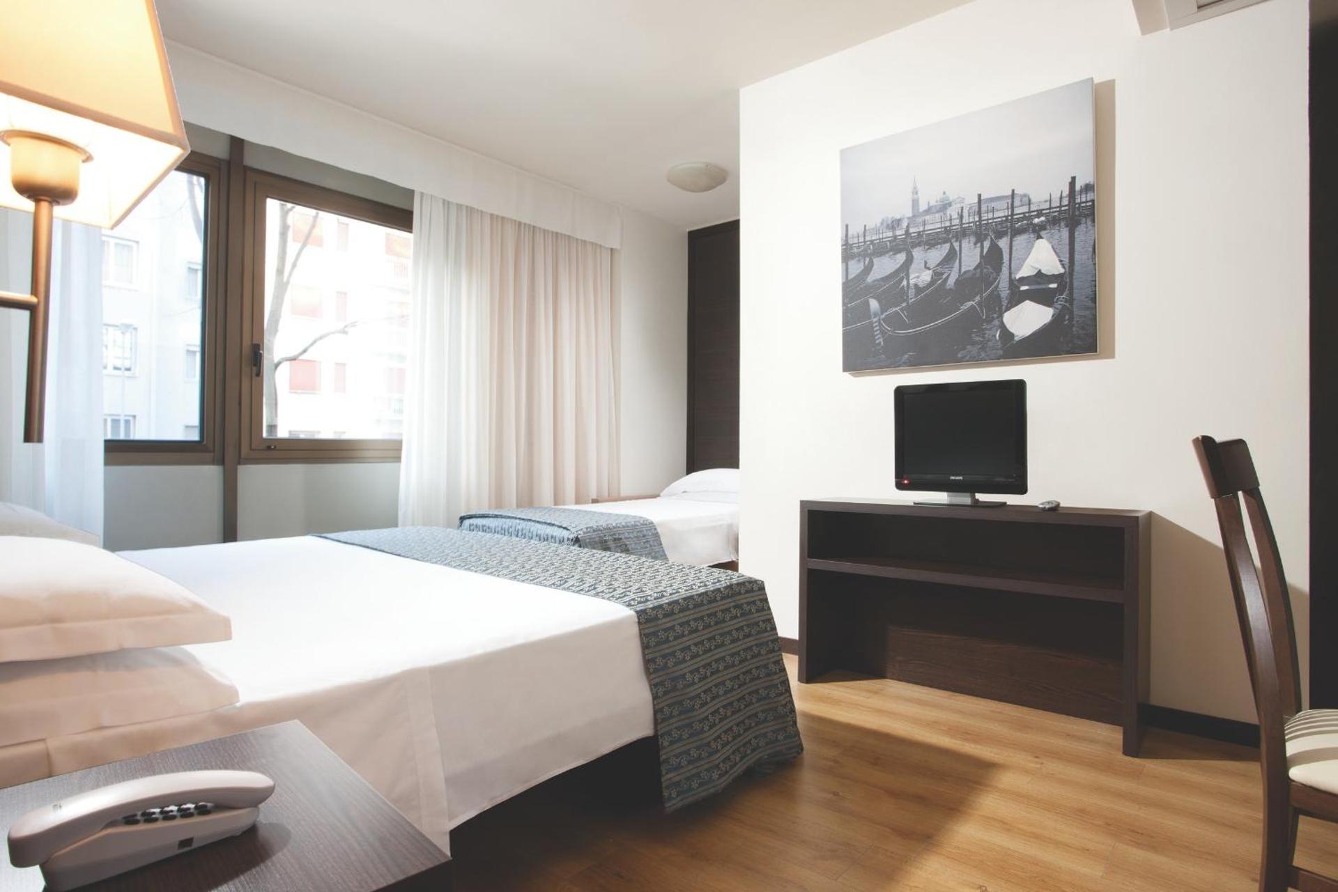 Hotel Delfino Venezia Mestre - Photo 43