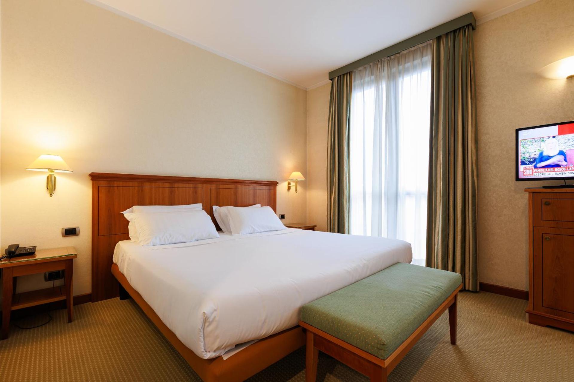 Hotel Excelsior Magenta - Photo 64
