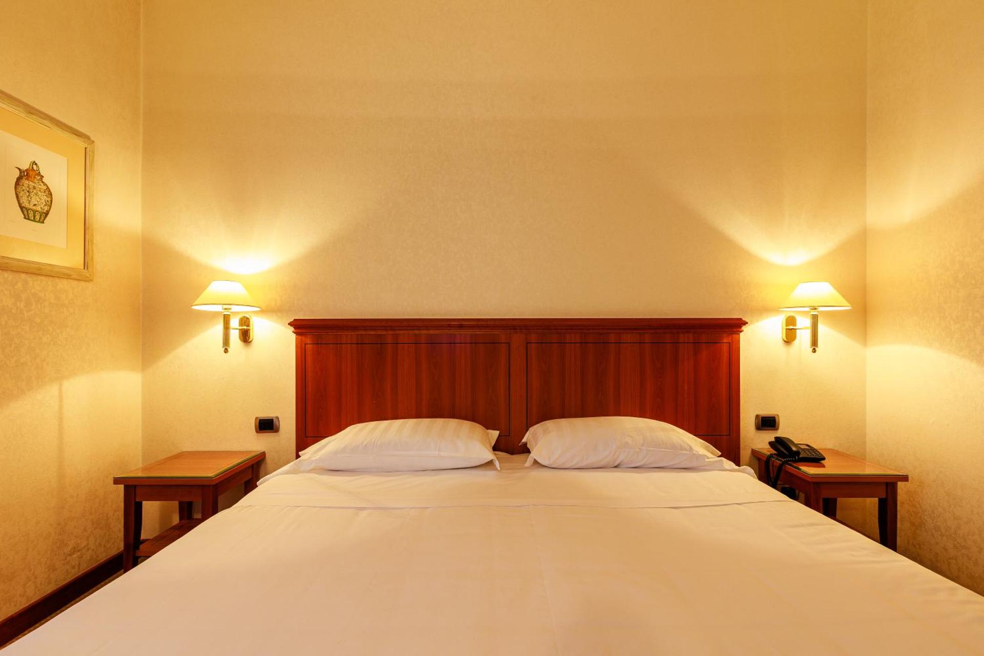 Hotel Excelsior Magenta - Photo 84