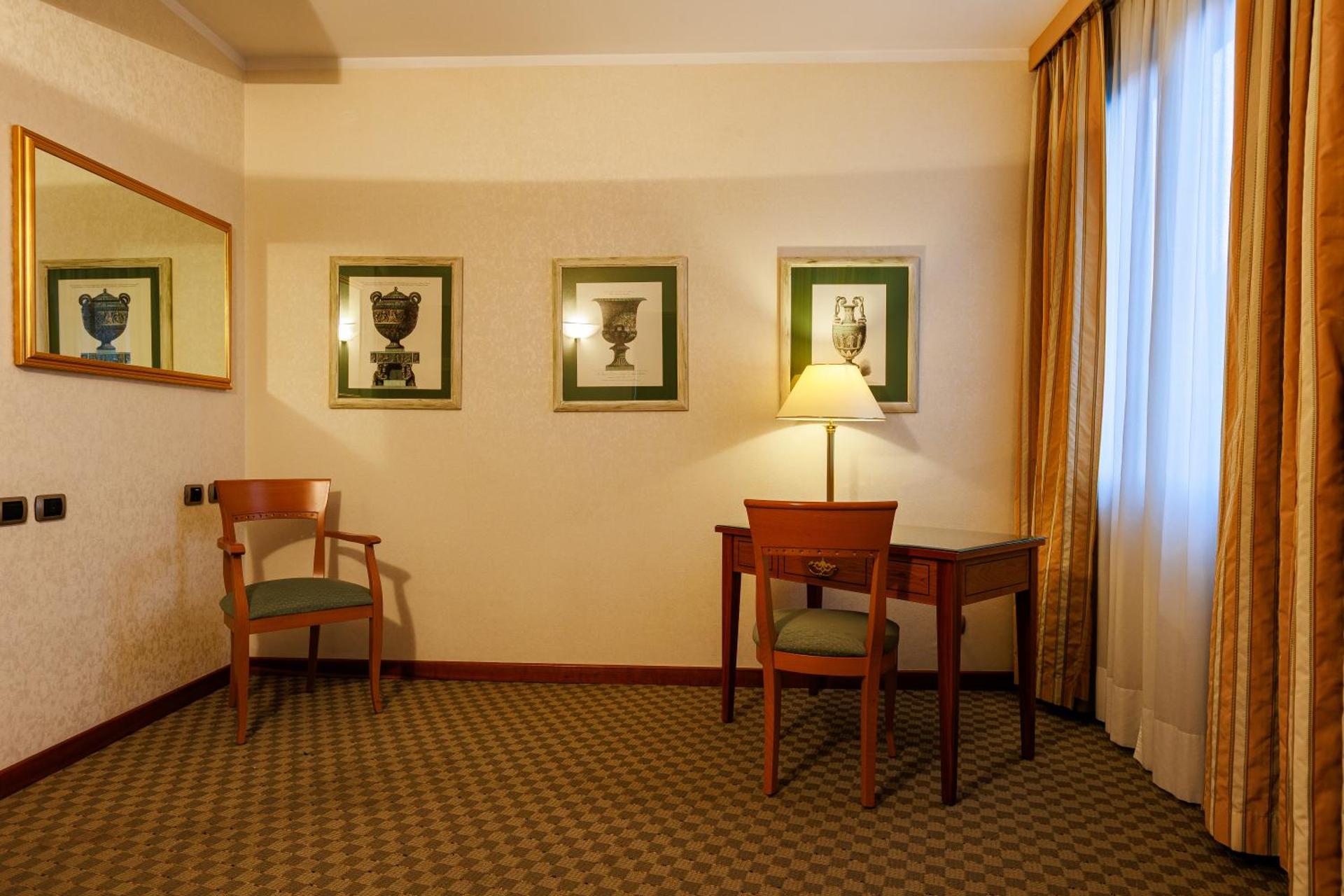 Hotel Excelsior Magenta - Photo 73