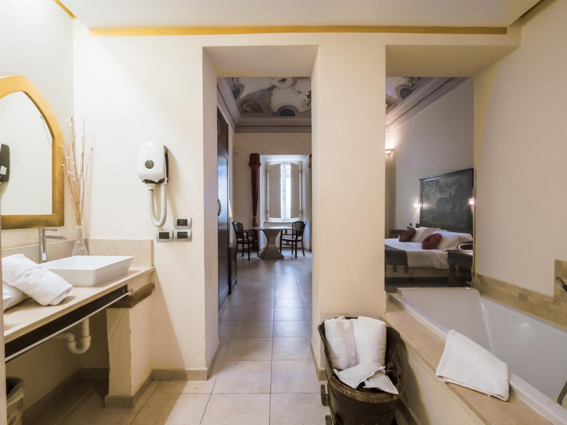 Vogue Hotel Arezzo - Photo 41