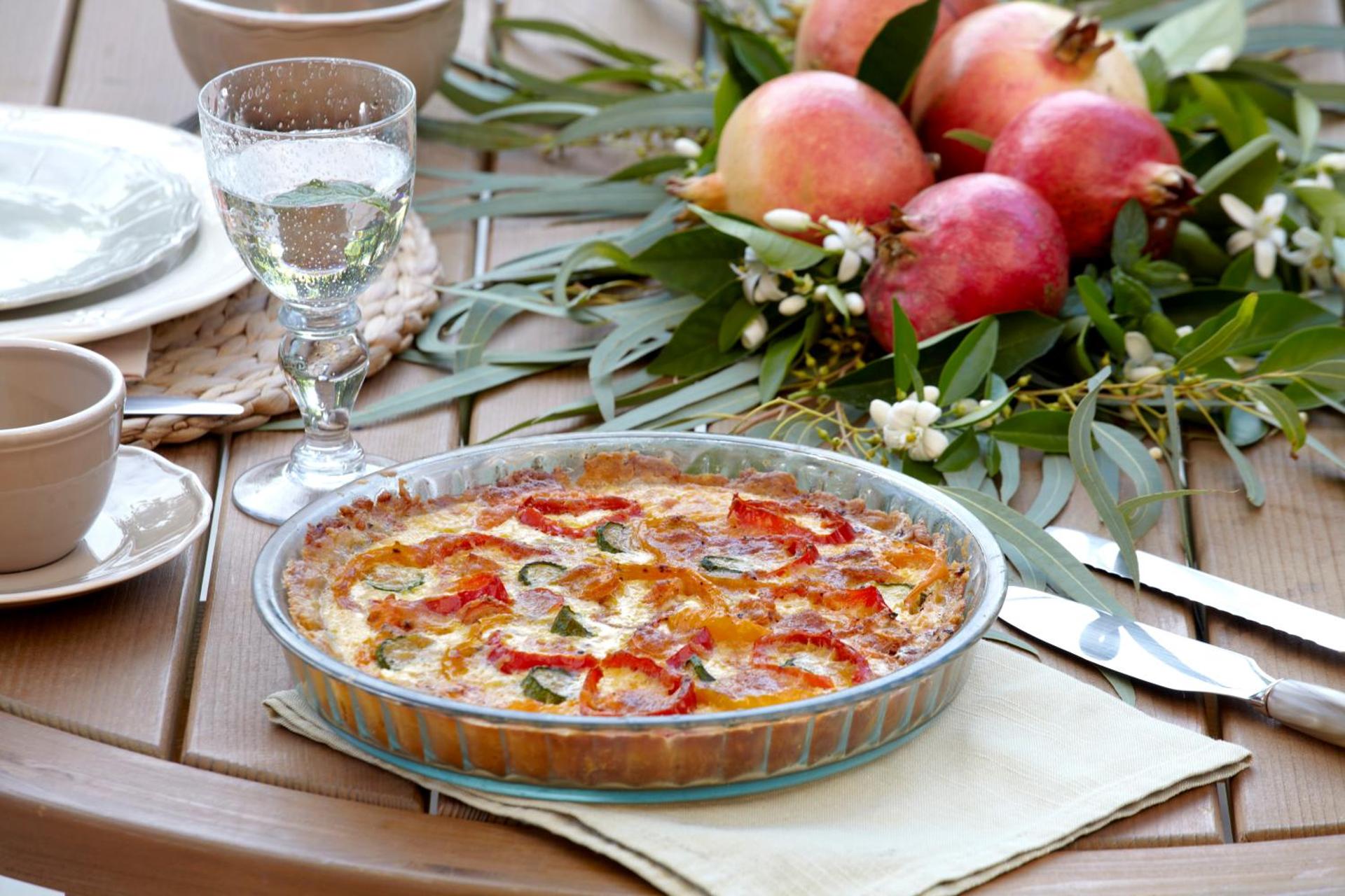 Avra Private Suites - Photo 23