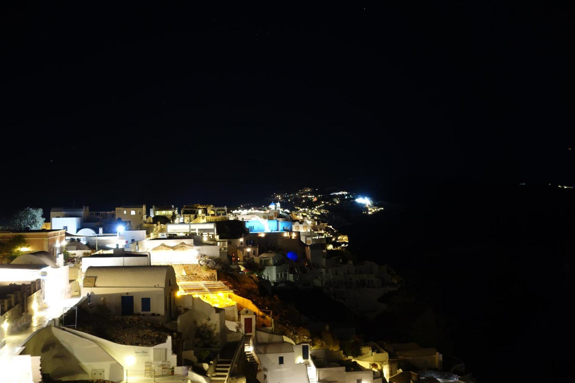 Top Oia - Photo 14