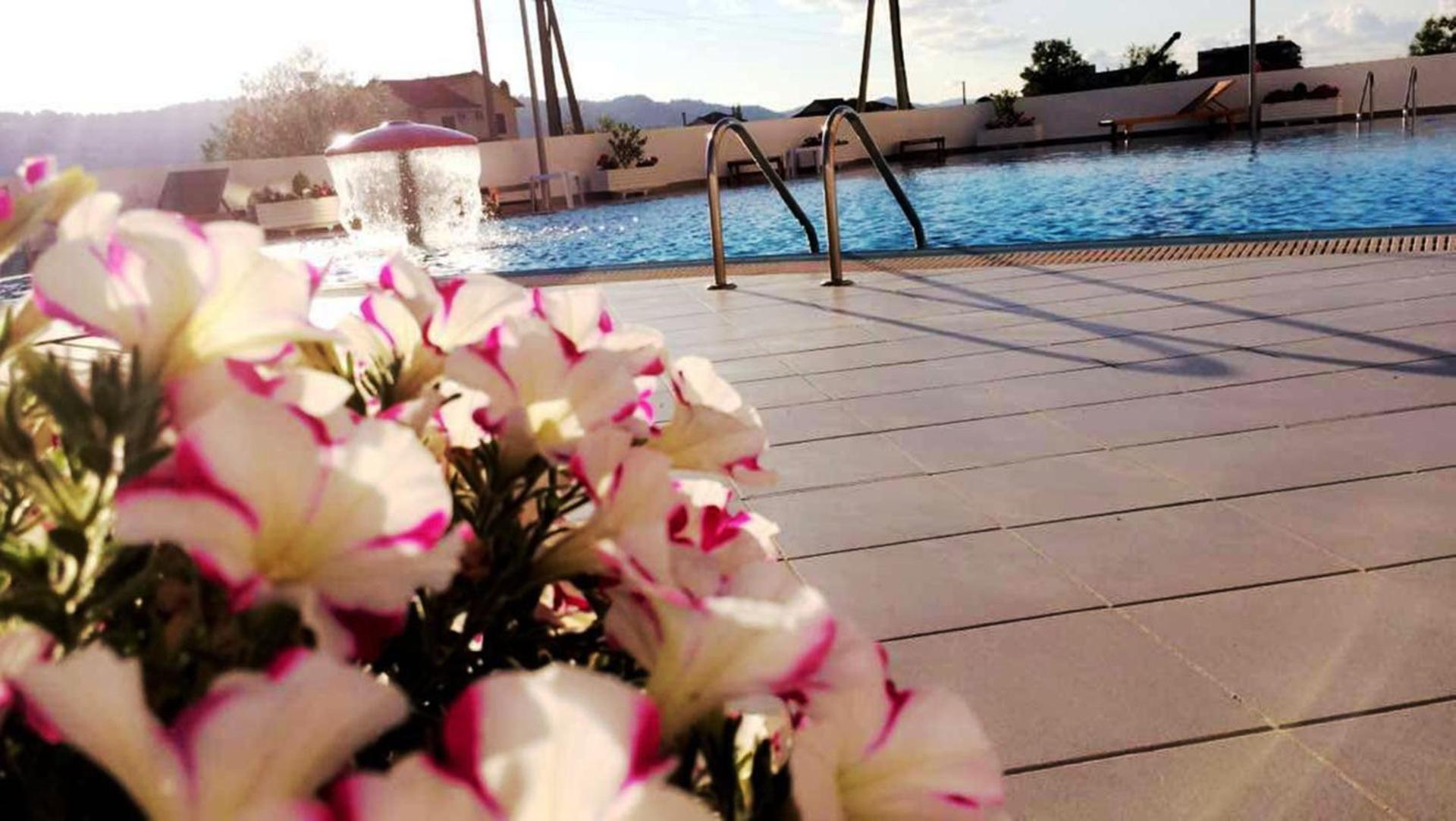 Hotel Airport Tirana - Photo 42