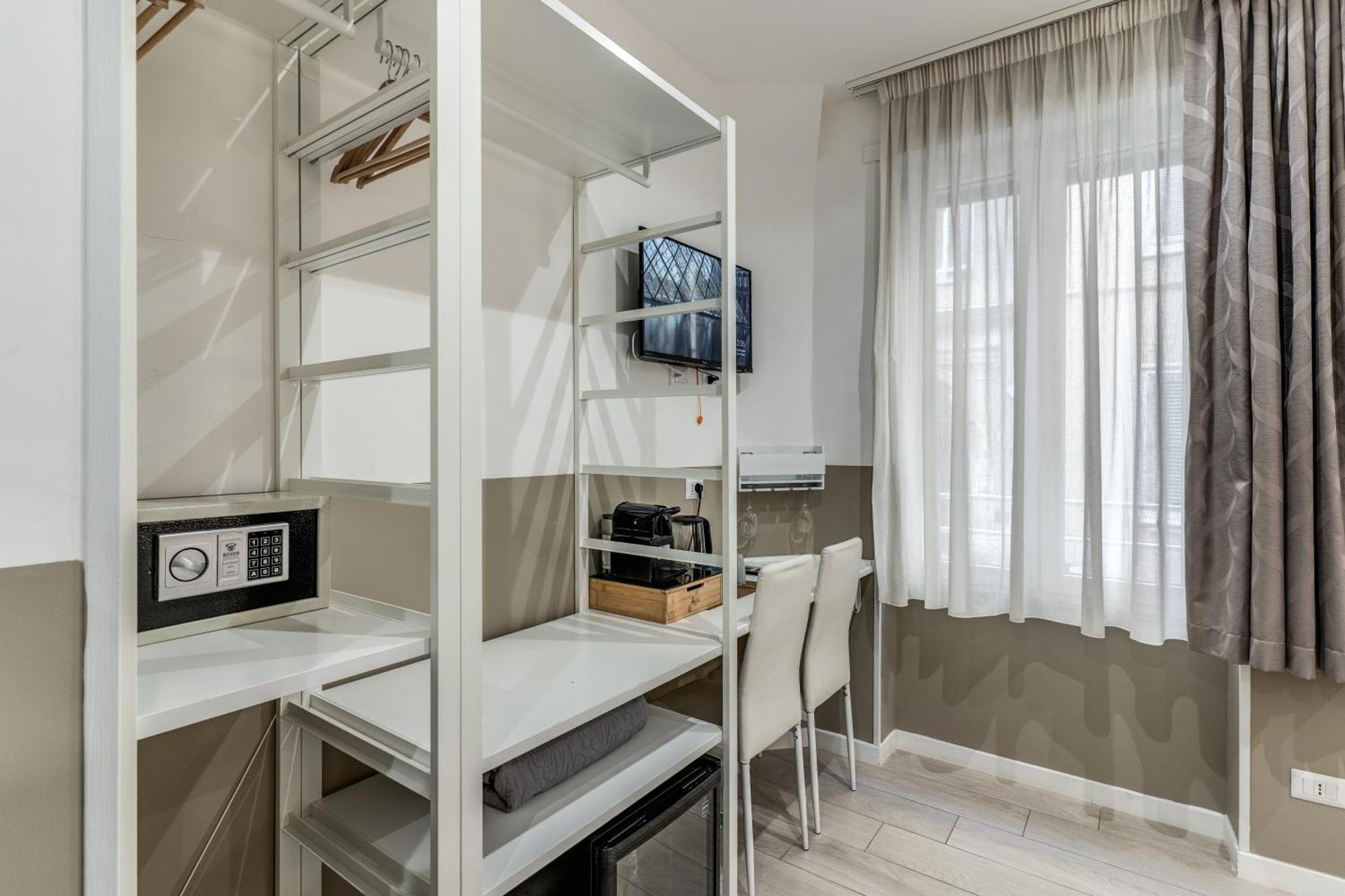 A Touch of Rome Guesthouse - Photo 20