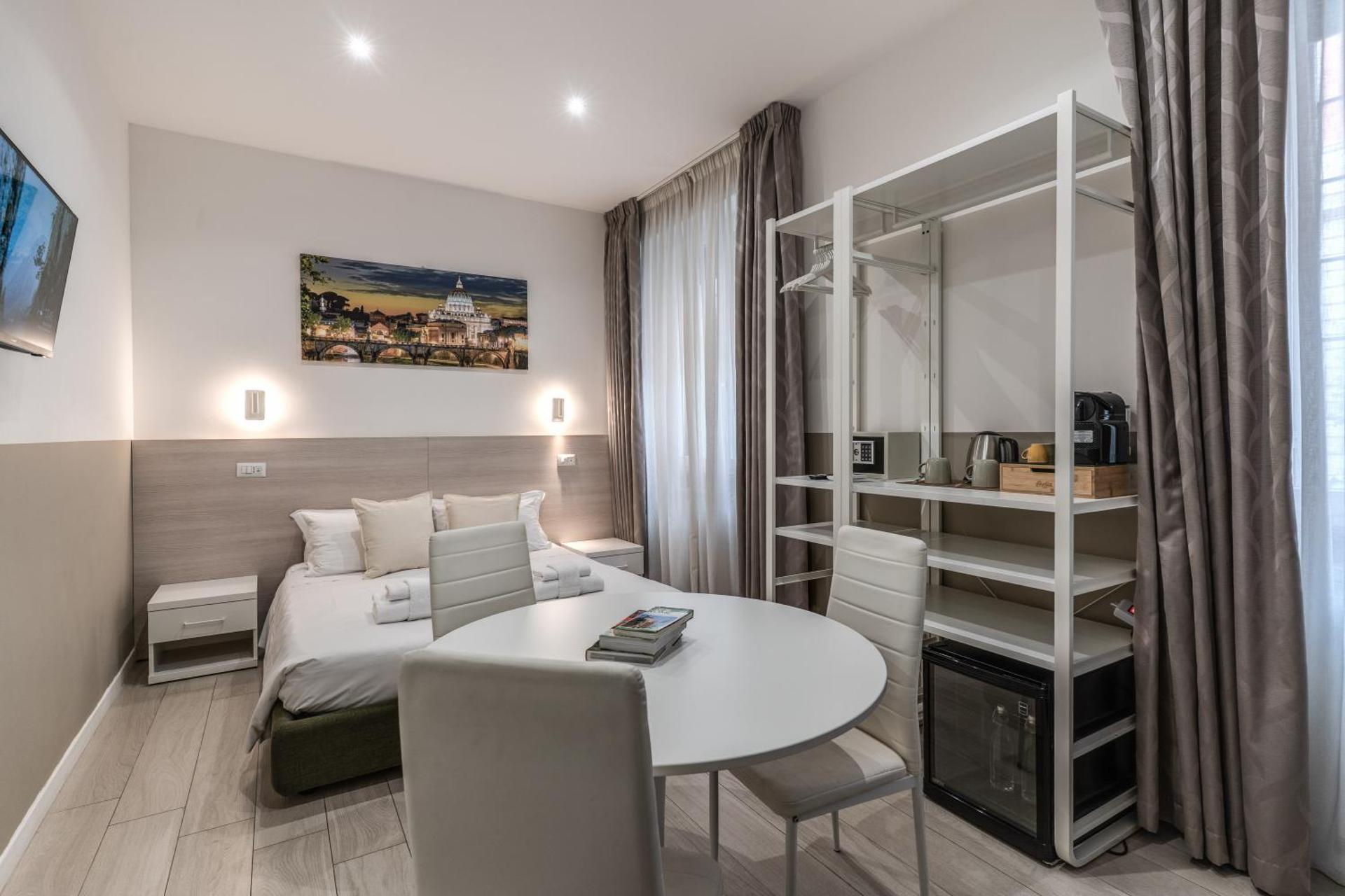 A Touch of Rome Guesthouse - Photo 57