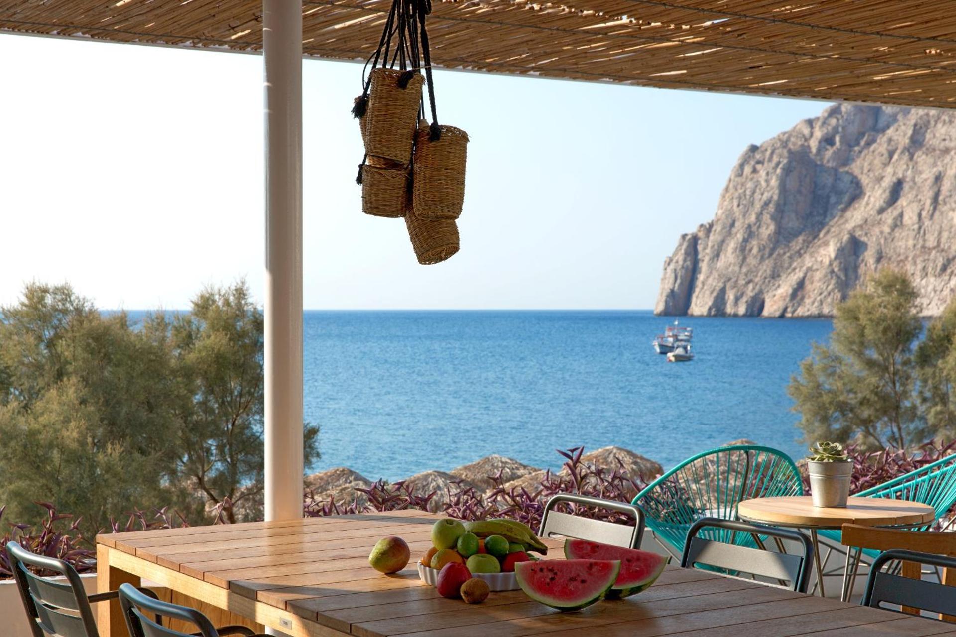 Kamari Beach Hotel - Photo 19