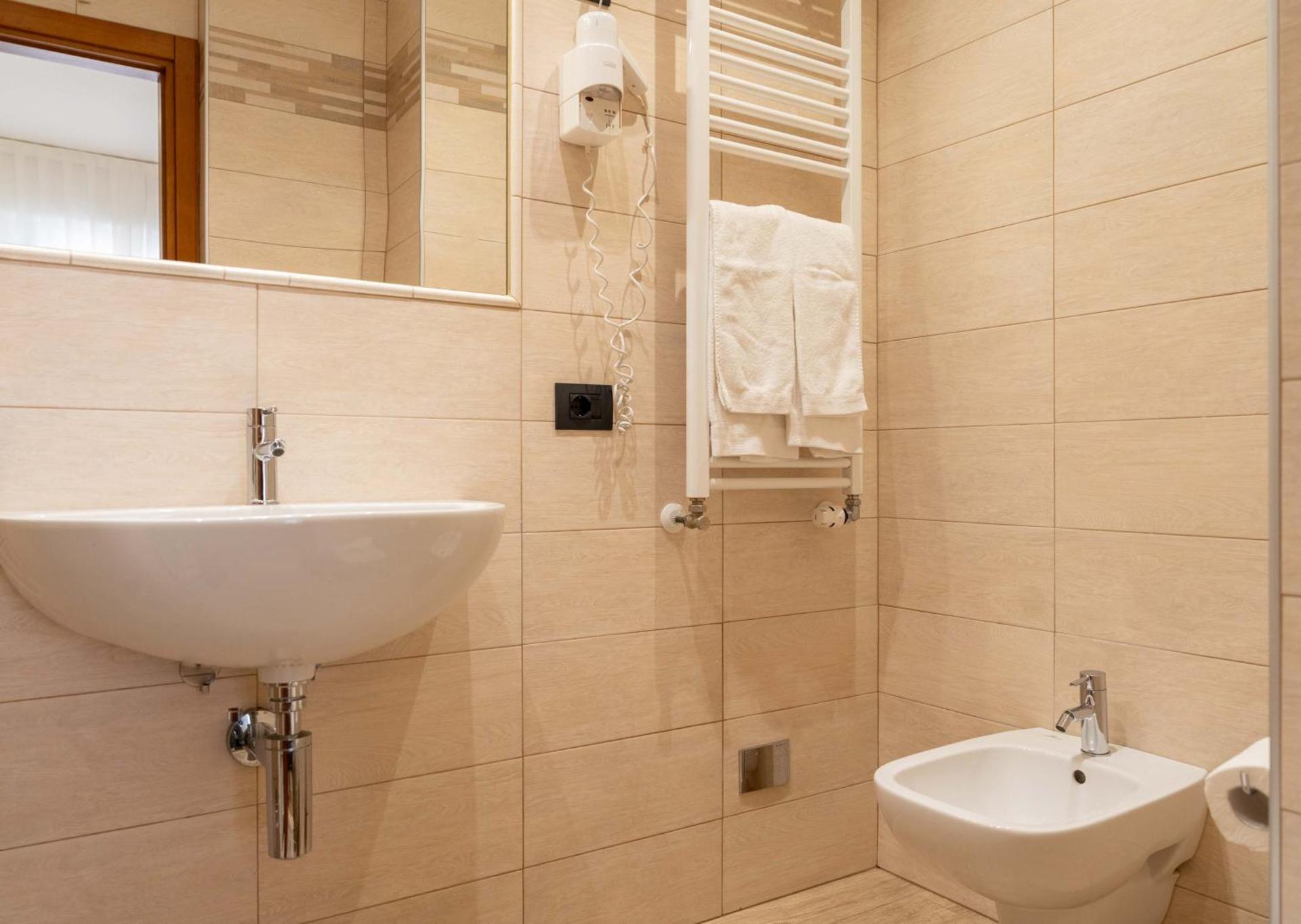 Hotel Florida Lerici - Photo 25