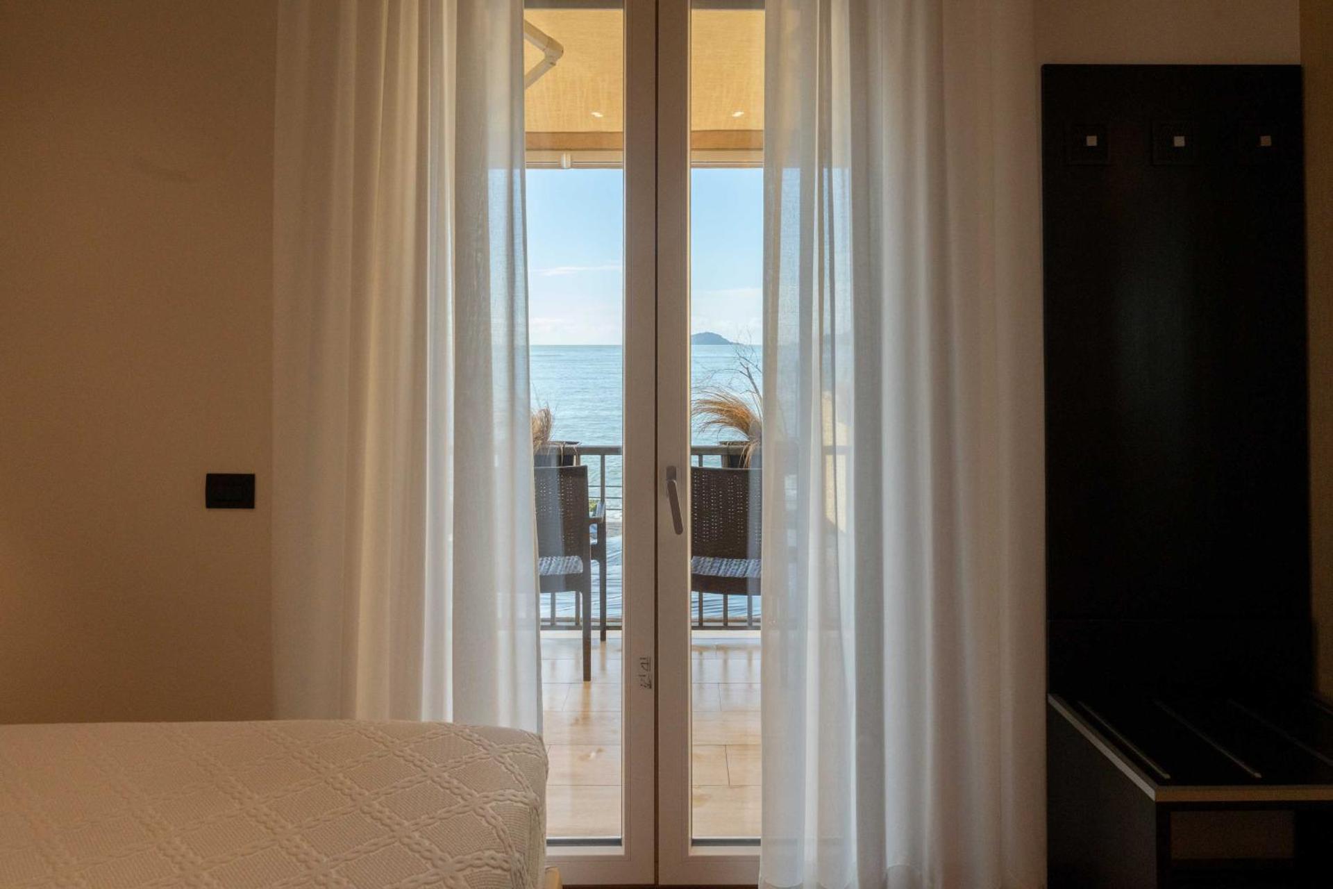 Hotel Florida Lerici - Photo 81