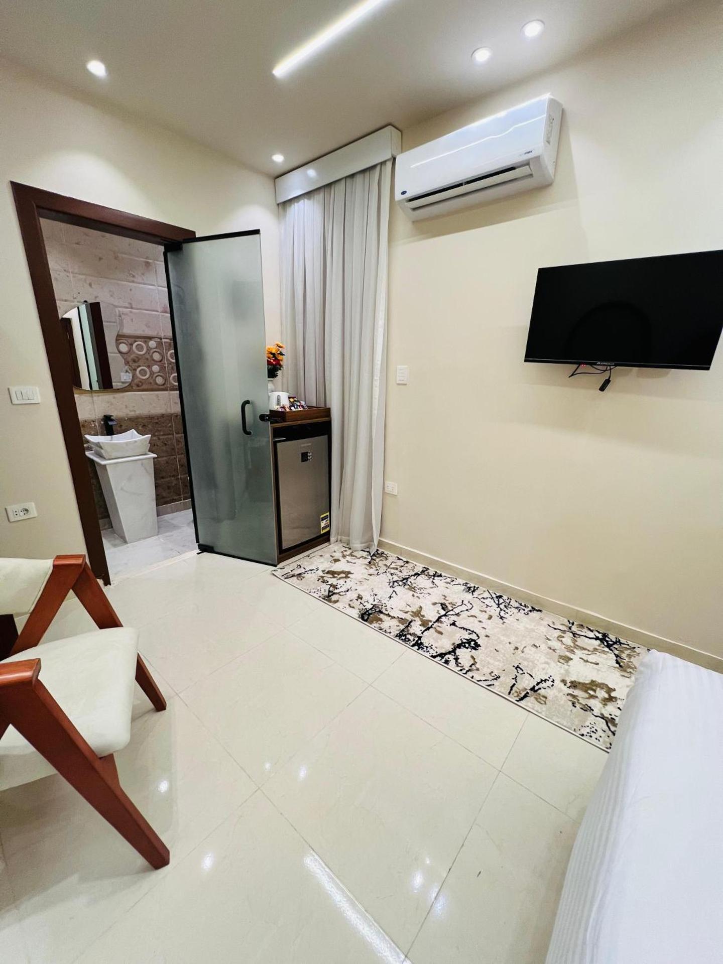 Alivia Scarab Pyramids View - Photo 6