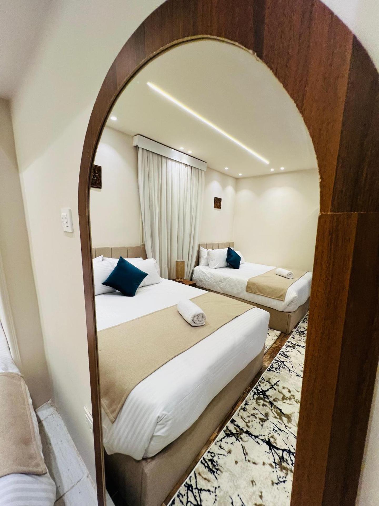 Alivia Scarab Pyramids View - Photo 3