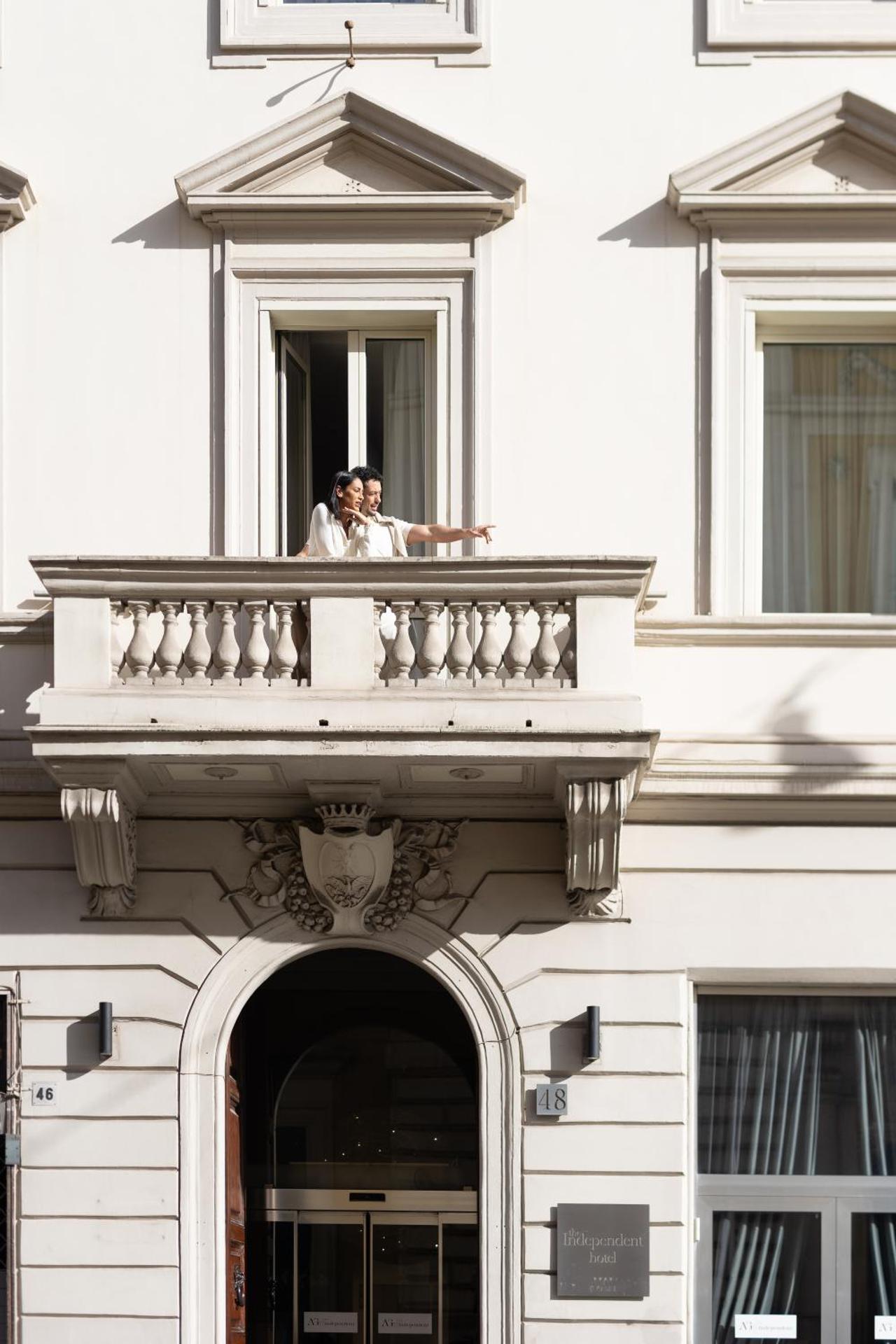 The Independent Hotel - Photo 41