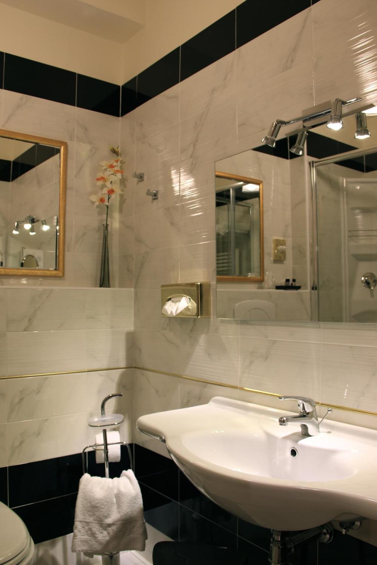 Hotel Continentale - Photo 121