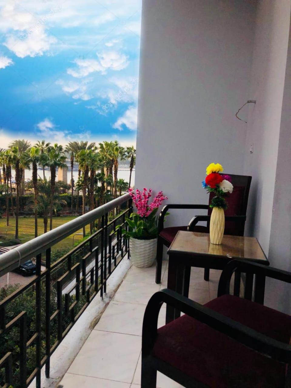 Deluxe Double or Twin Room with River View