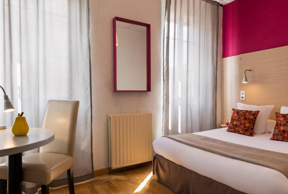 Hôtel Edmond Rostand - Photo 50