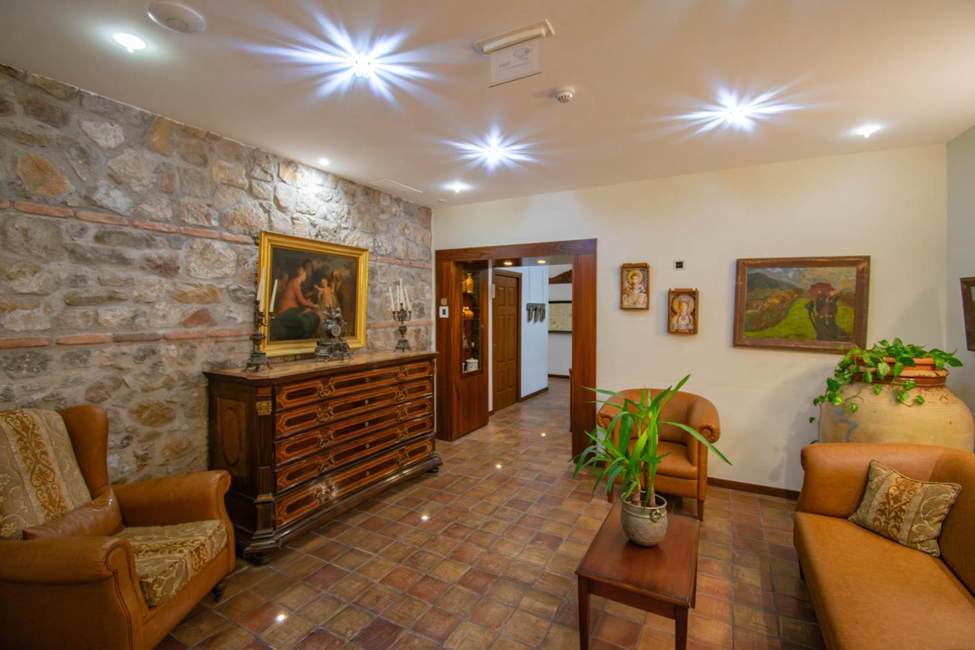 Hotel La Plumeria - Photo 23