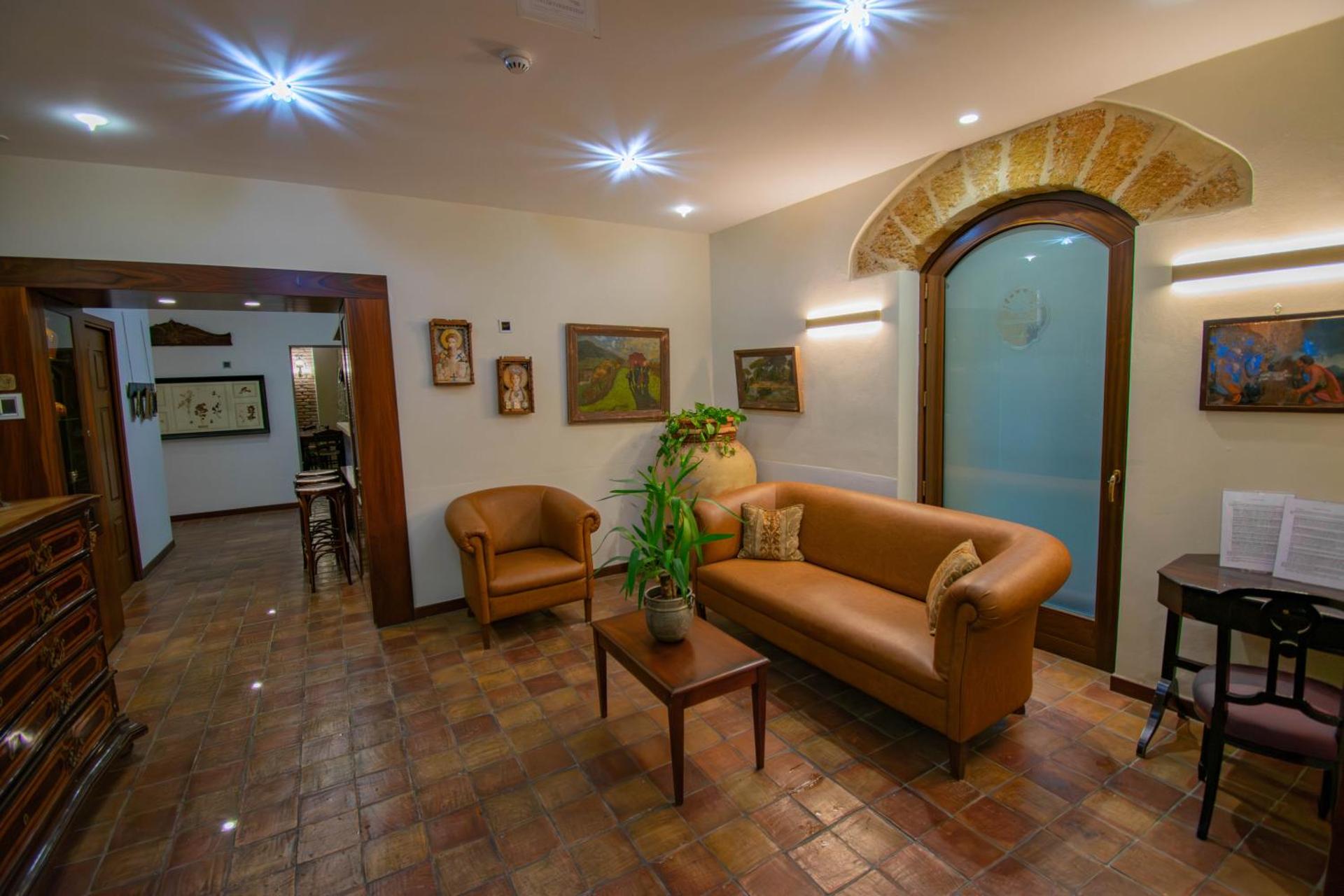 Hotel La Plumeria - Photo 24