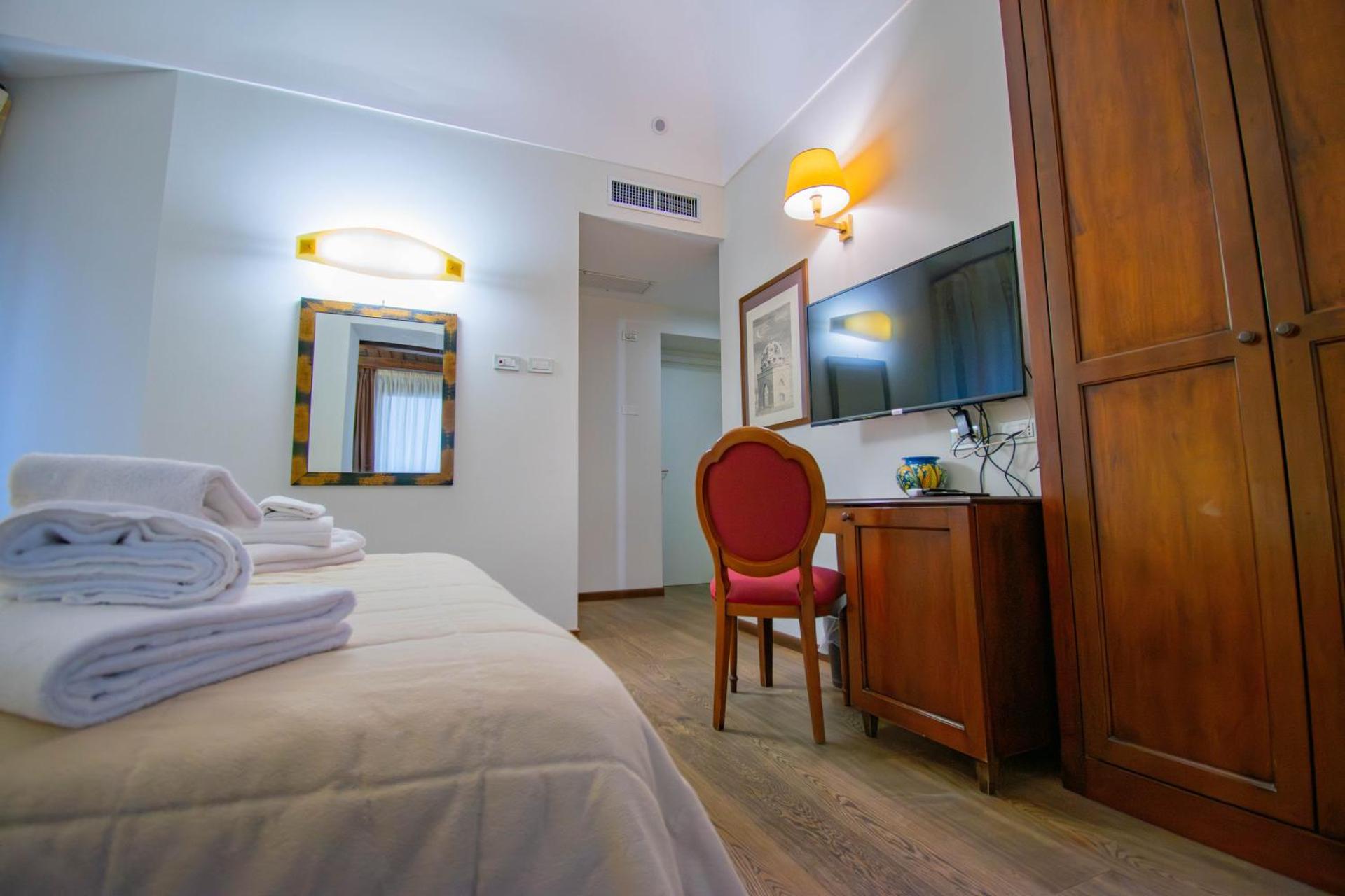 Hotel La Plumeria - Photo 50