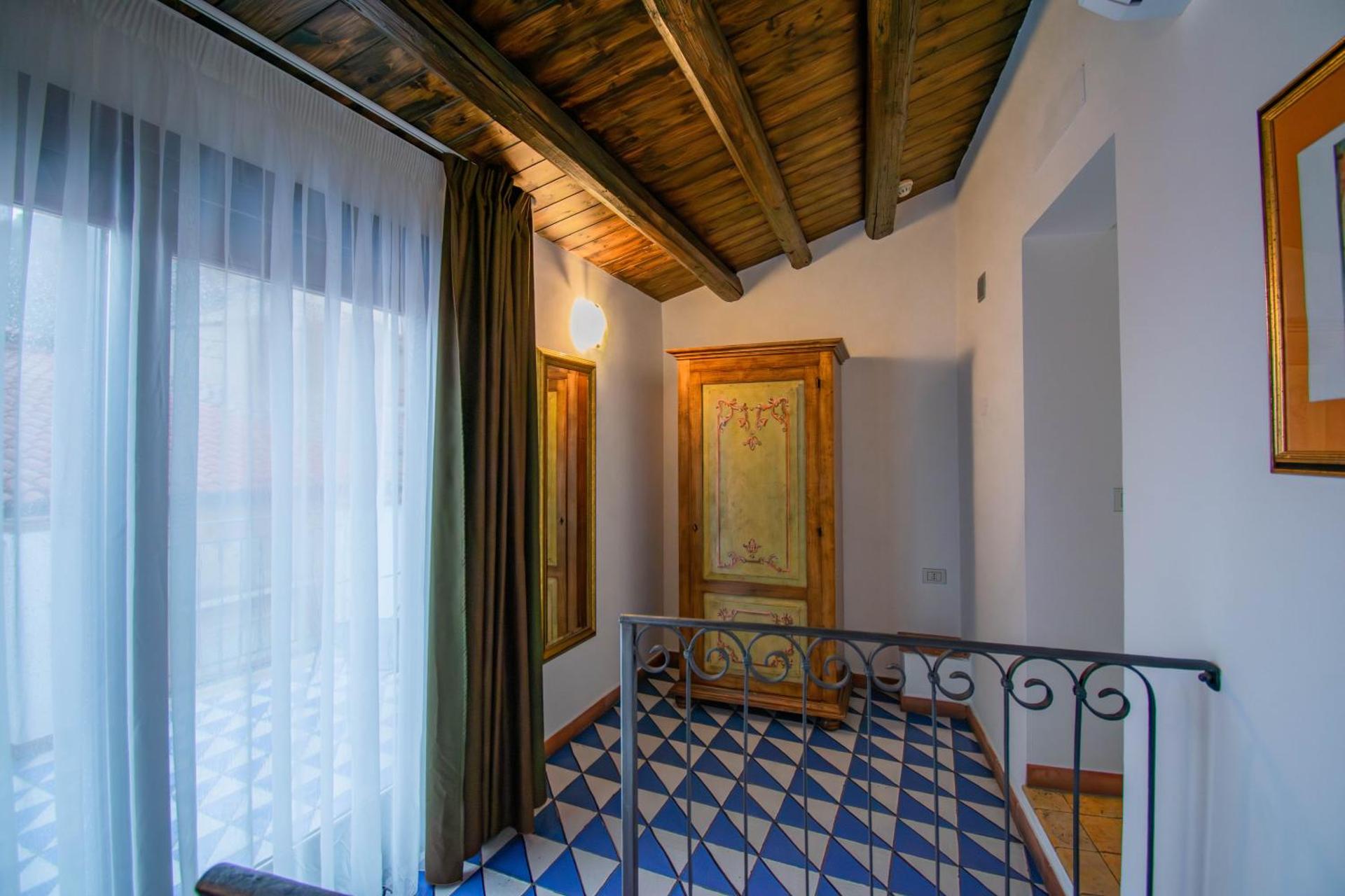 Hotel La Plumeria - Photo 17