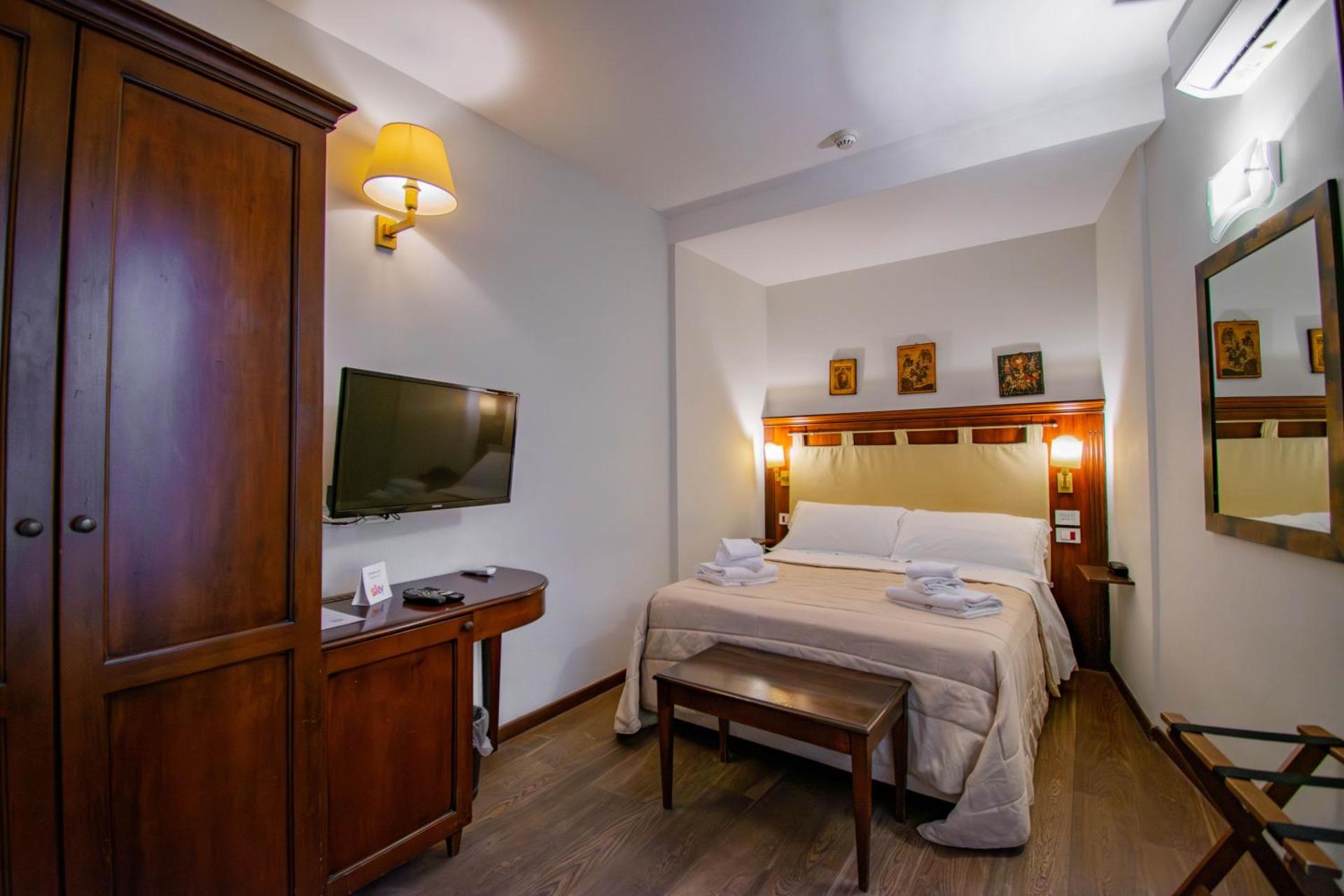 Hotel La Plumeria - Photo 4