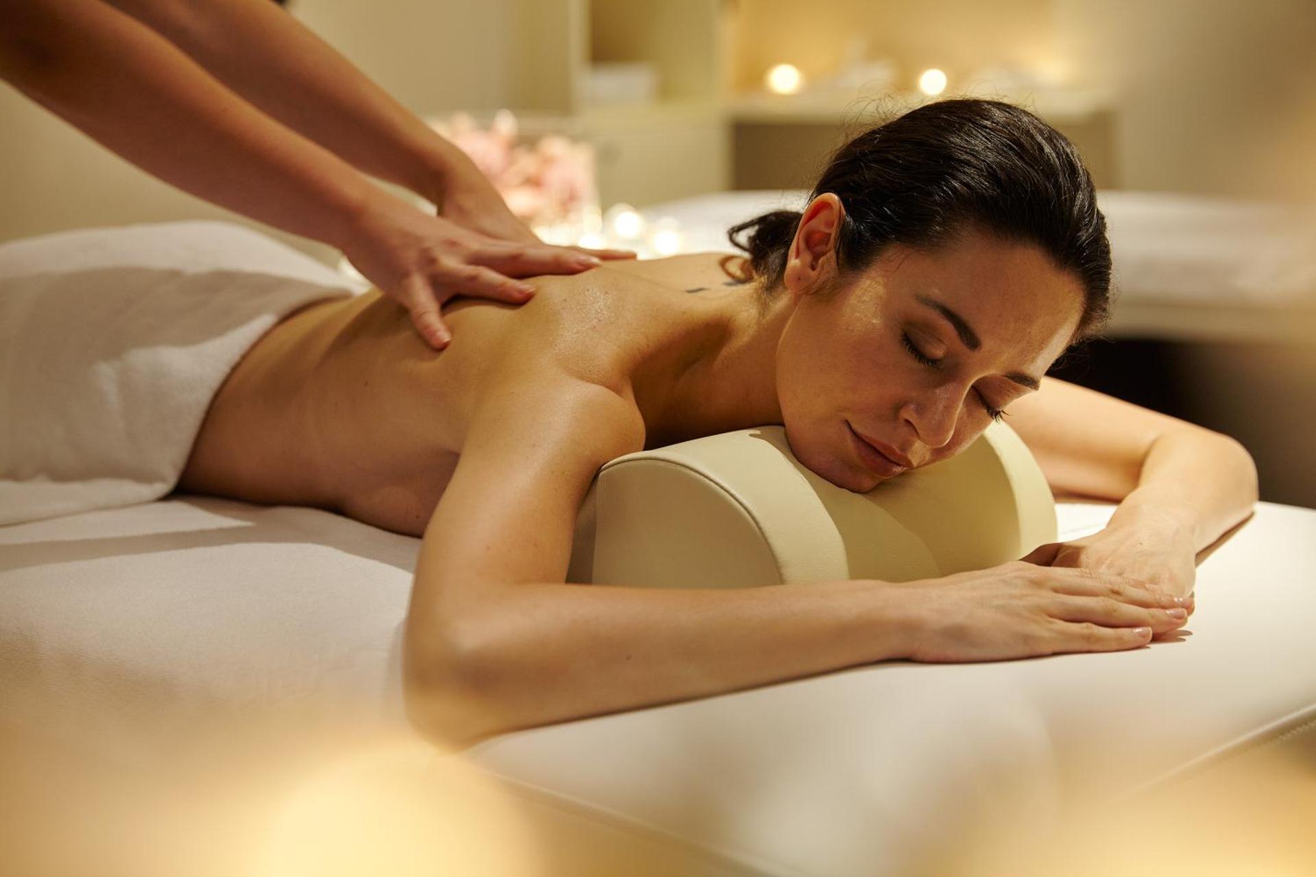 Hotel Riviera & Maximilian's - Photo 71