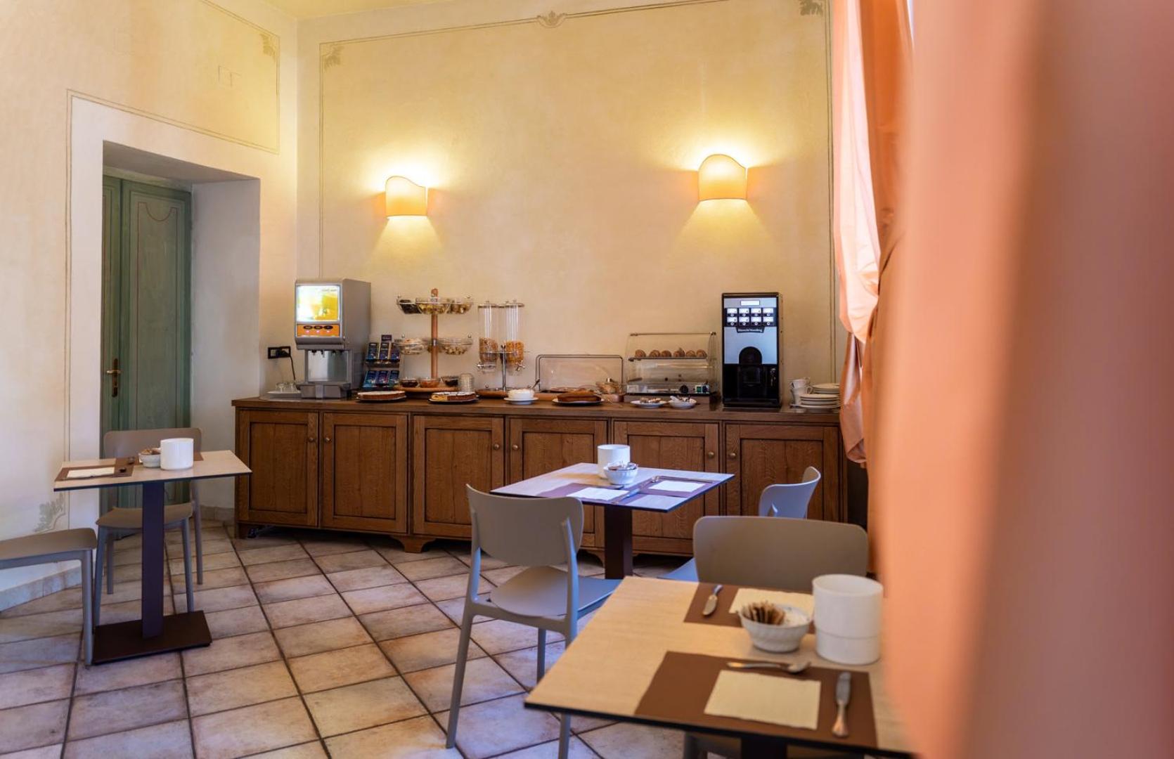 Hotel Rossi - Photo 47