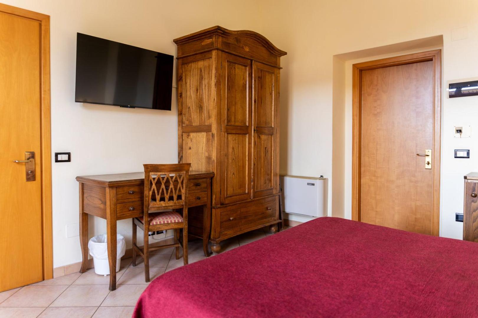 Hotel Rossi - Photo 25