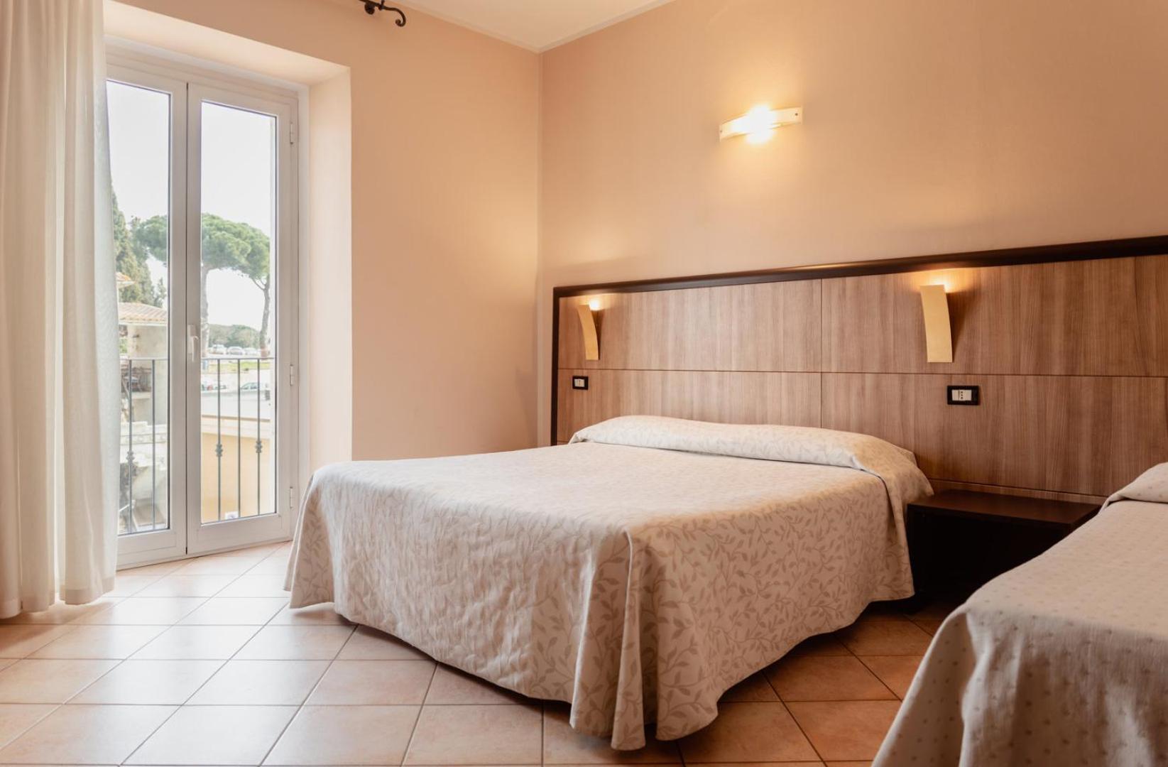 Hotel Rossi - Photo 36